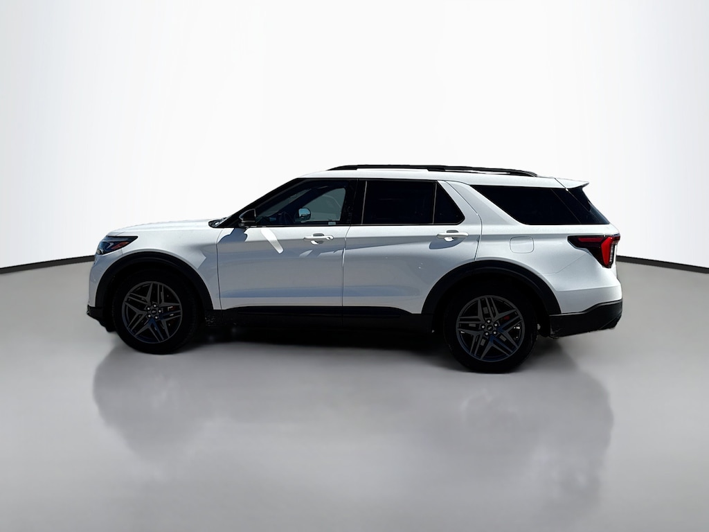 Used 2025 Ford Explorer ST SUV