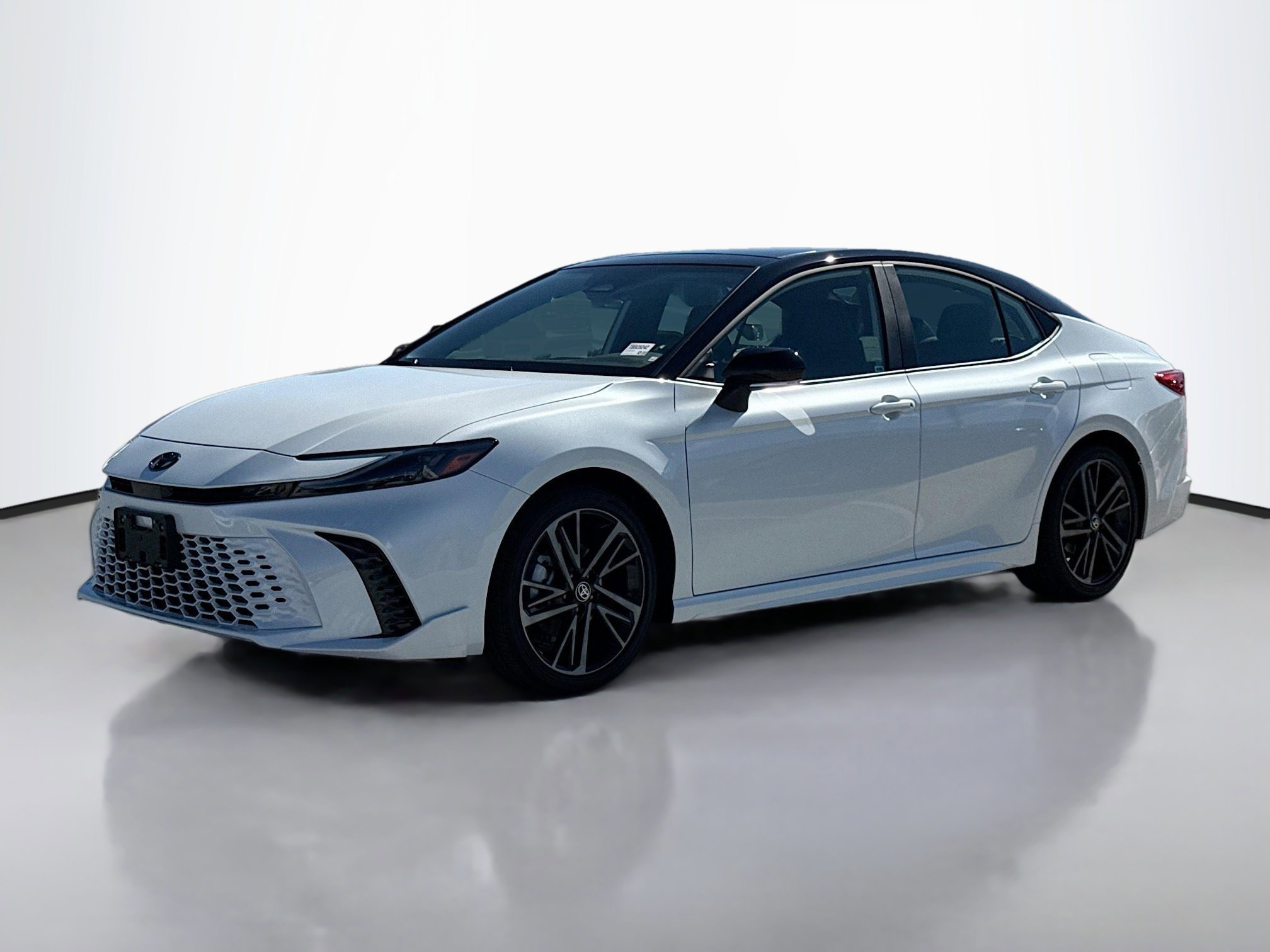 2025 Toyota Camry XSE photo 4