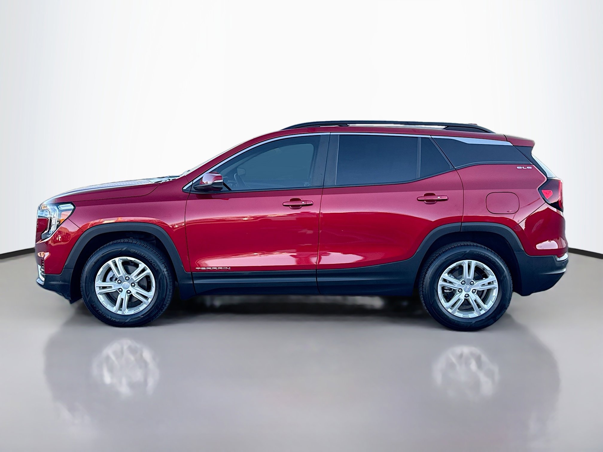 2022 Gmc Terrain SLE photo 3