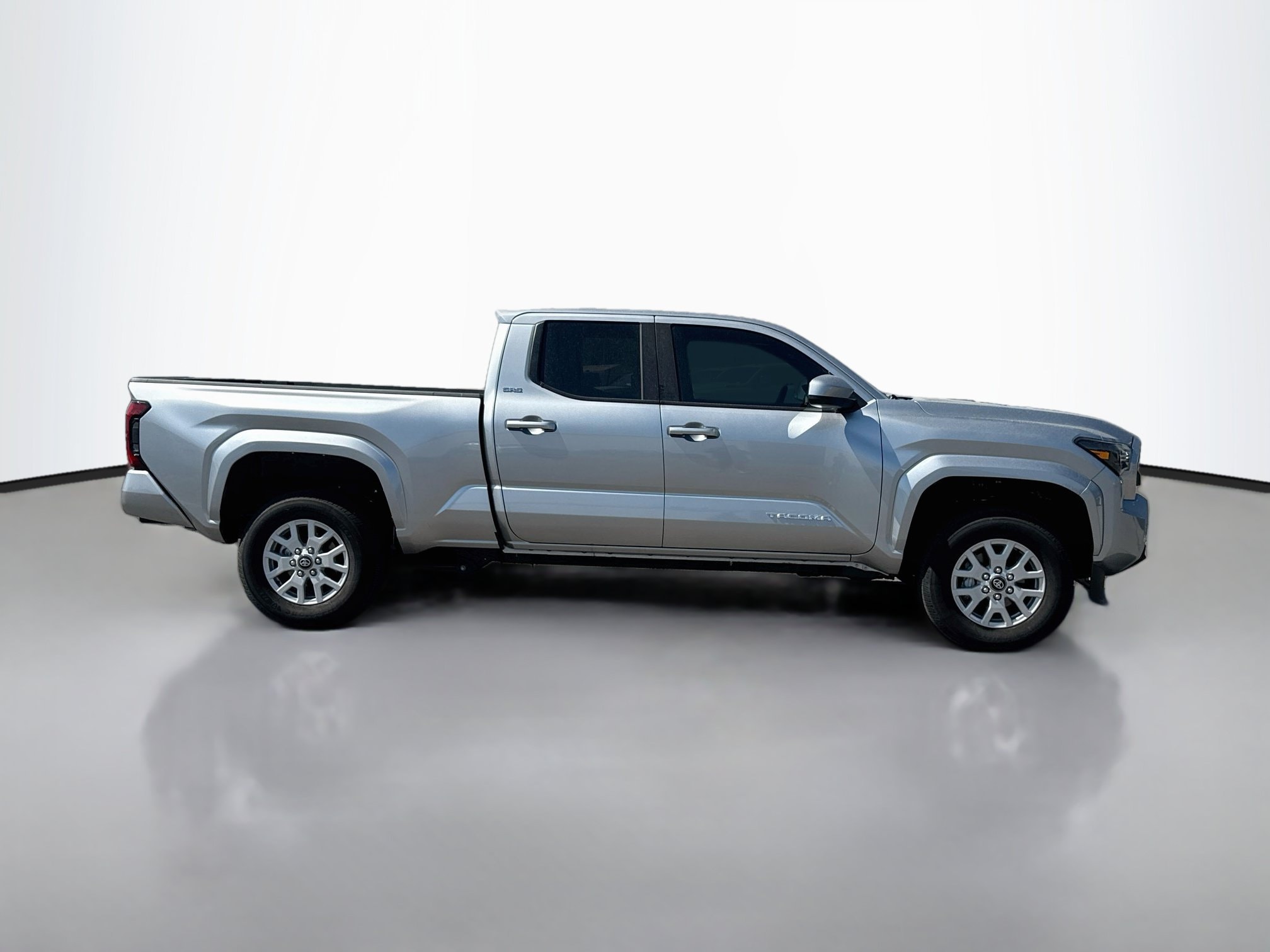 2026 Toyota Tacoma SR5 - Photo 20