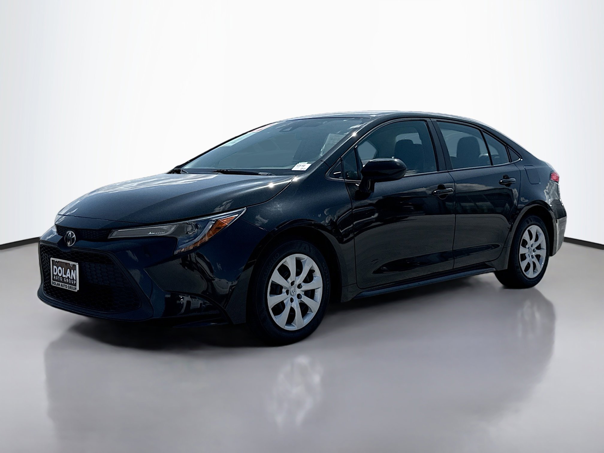 Certified 2022 Toyota Corolla LE with VIN 5YFEPMAE6NP358946 for sale in Kansas City