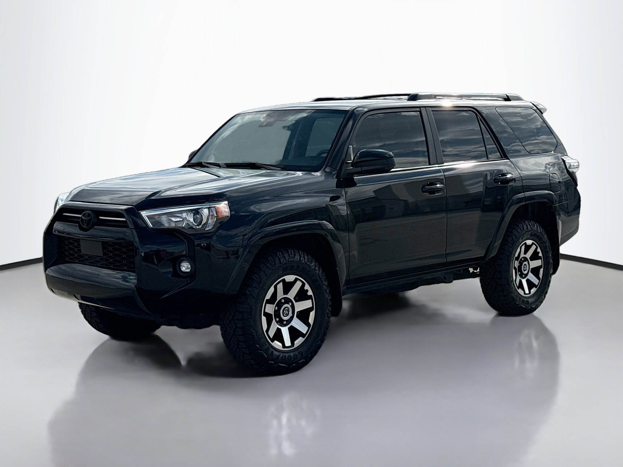 2022 Toyota 4Runner SR5 Trail photo 4