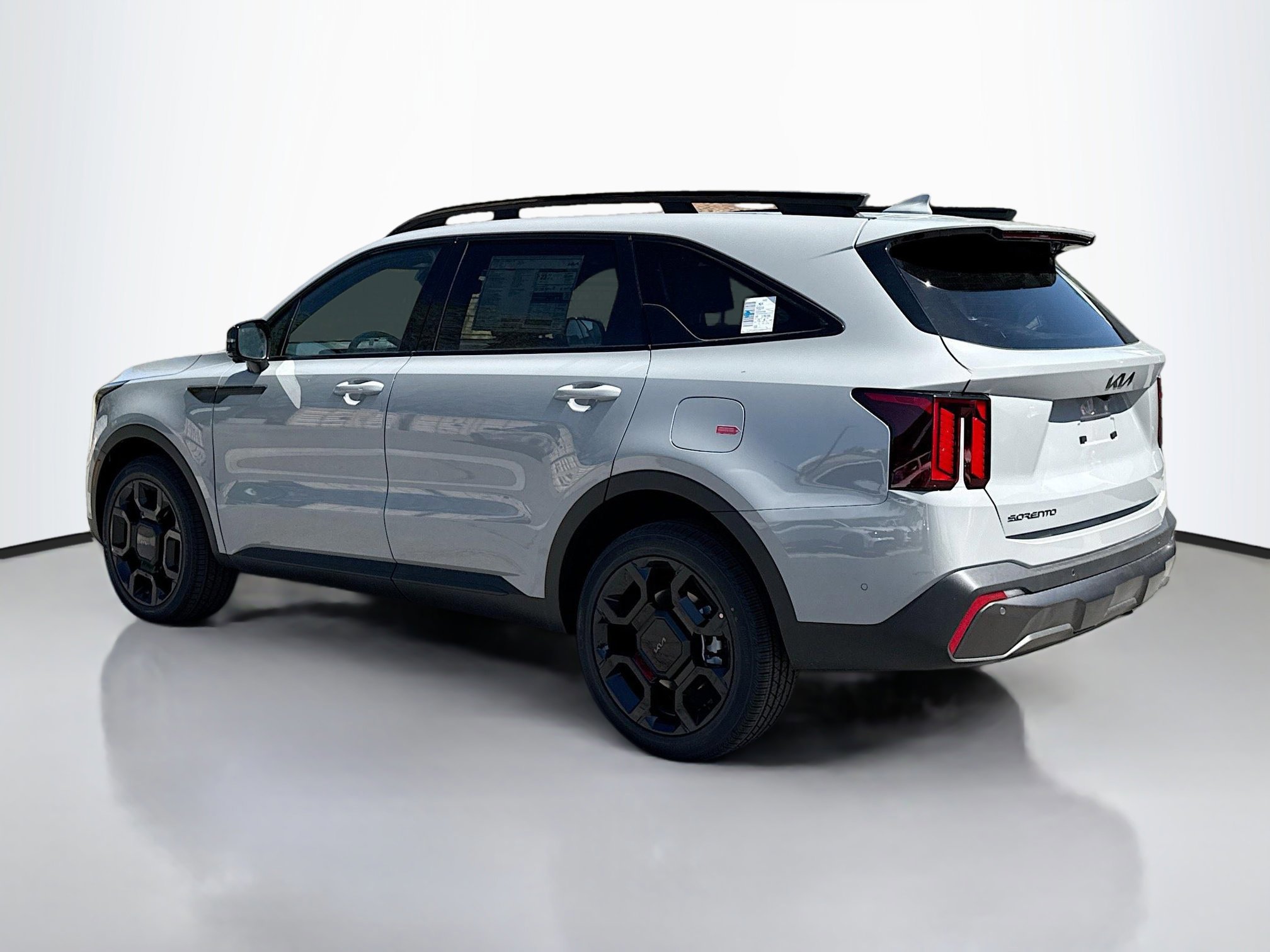 2025 Kia Sorento X-Line SX Prestige photo 2