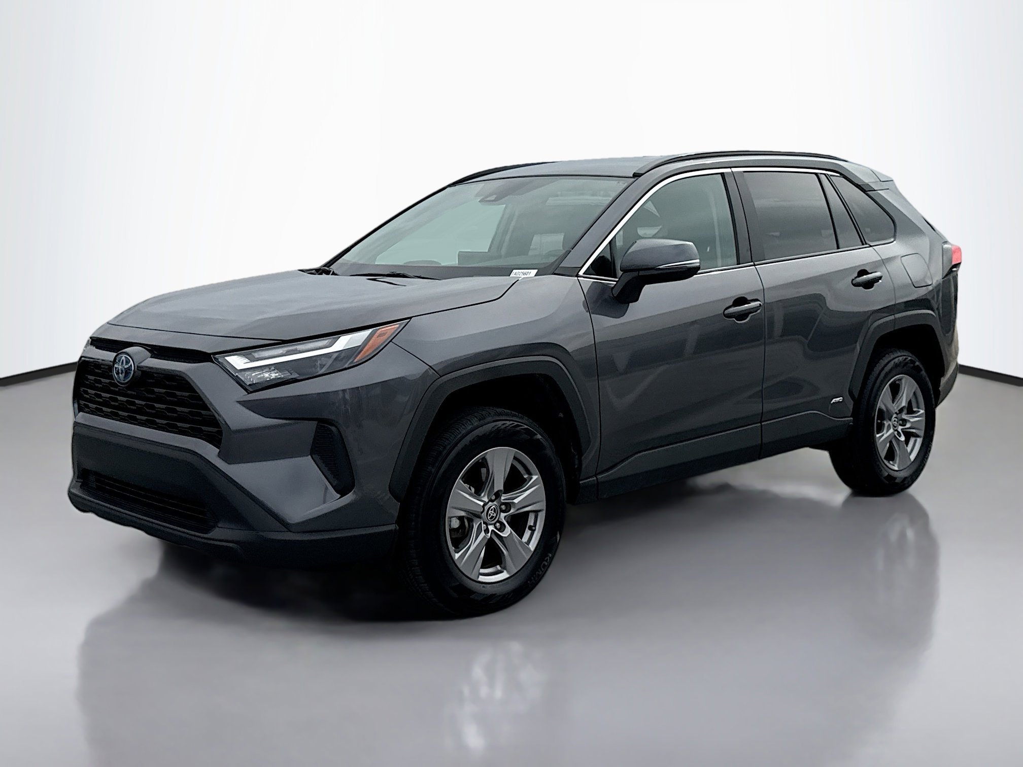 2024 Toyota RAV4 Hybrid LE photo 2