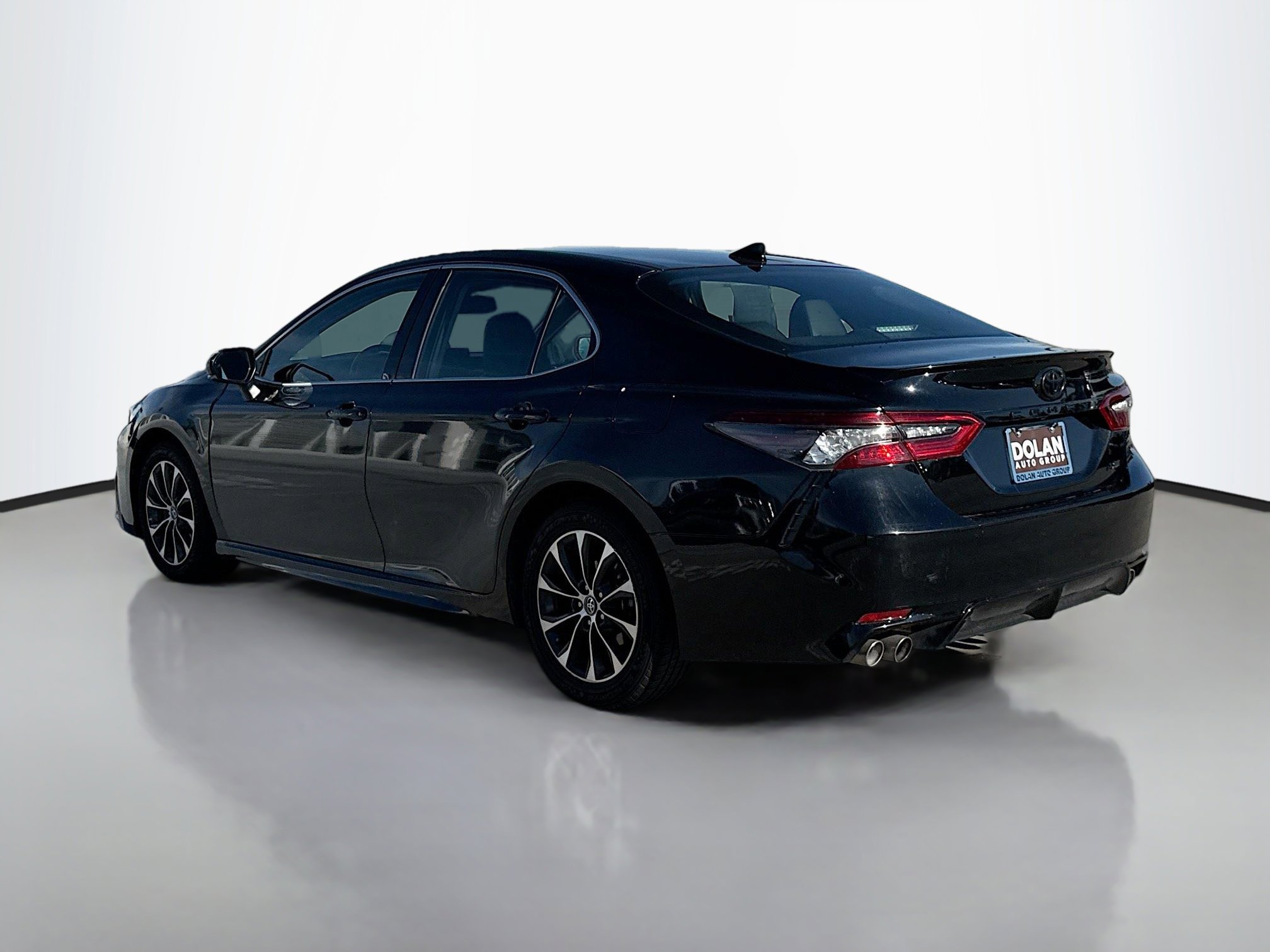 2022 Toyota Camry XSE photo 4