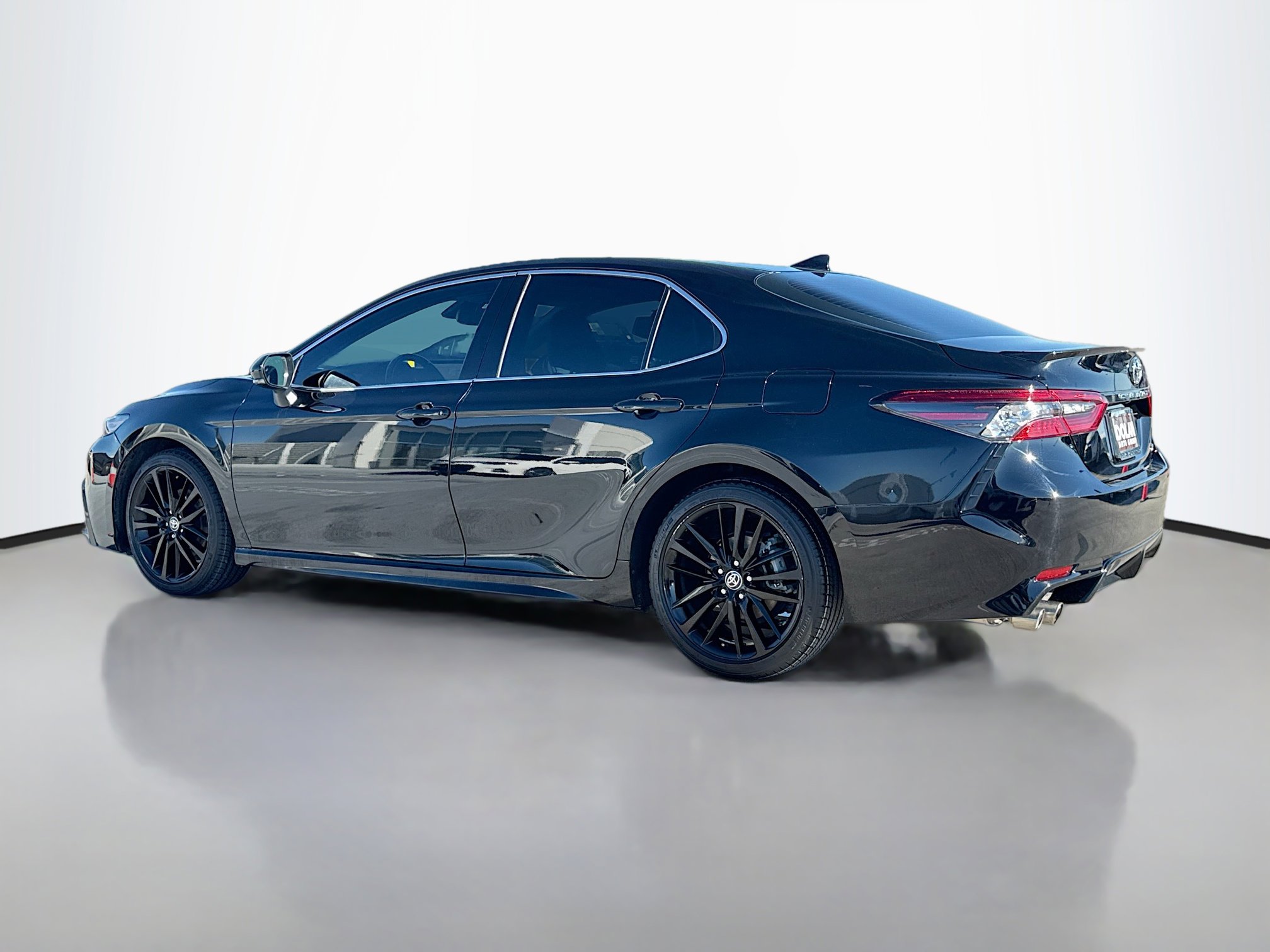 2021 Toyota Camry XSE photo 4