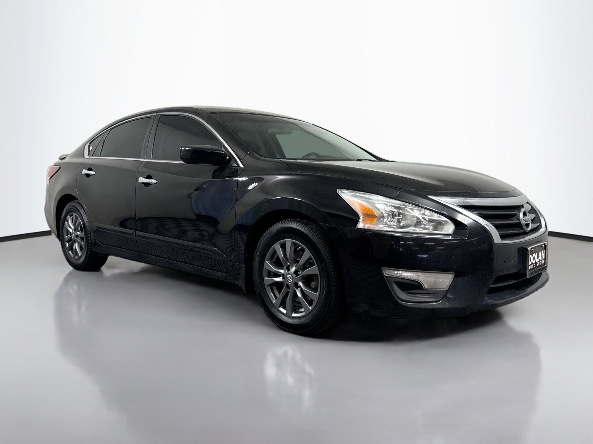 2015 Nissan Altima 2.5 S's photo