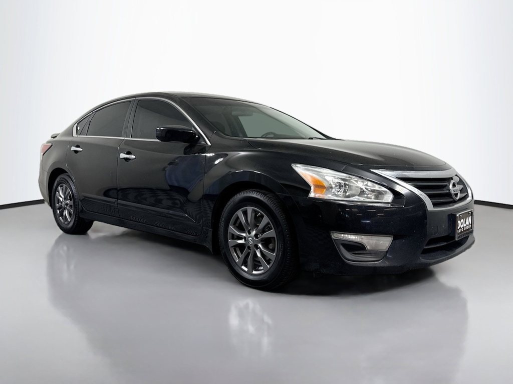 Used 2015 Nissan Altima 2.5 S Sedan