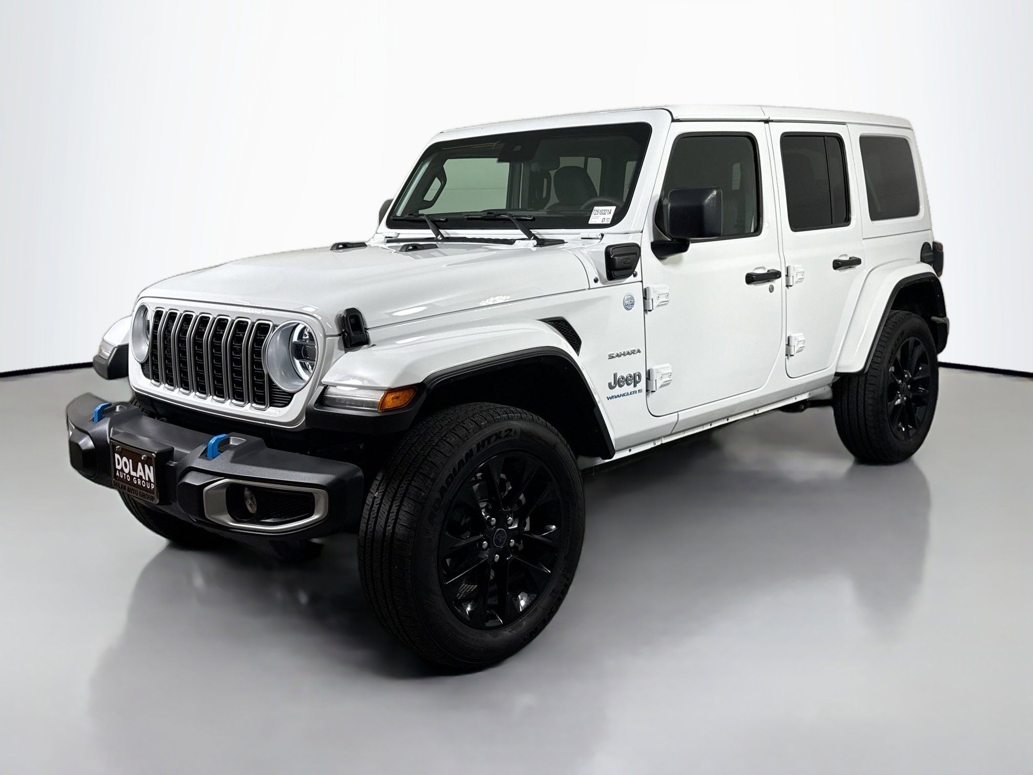 2024 Jeep Wrangler Sahara 4xe photo 2