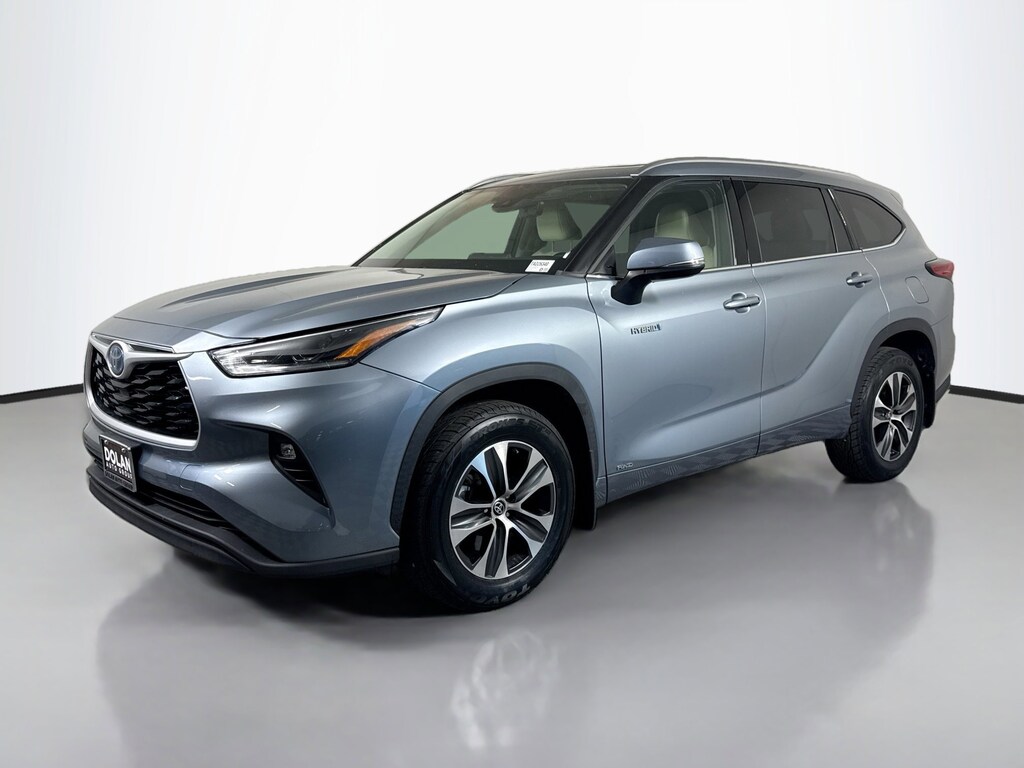 Used 2021 Toyota Highlander Hybrid XLE SUV
