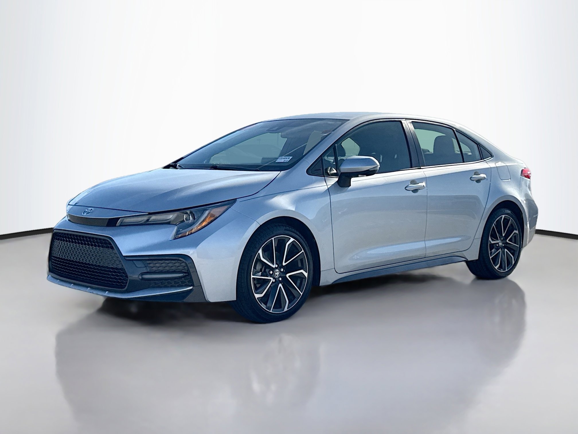2021 Toyota Corolla SE photo 2
