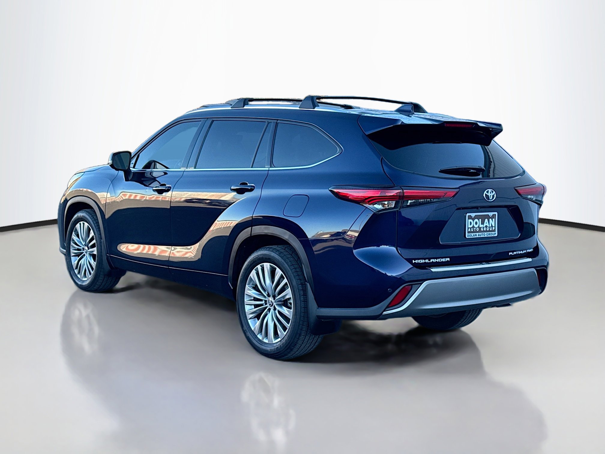 2023 Toyota Highlander Platinum photo 4