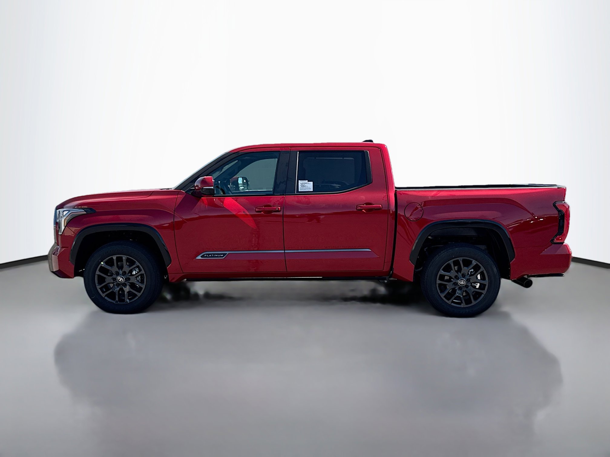 2025 Toyota Tundra Platinum photo 2