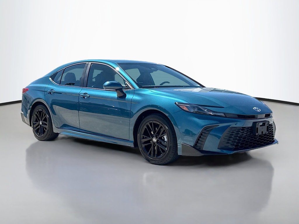 Used 2026 Toyota Camry SE Sedan