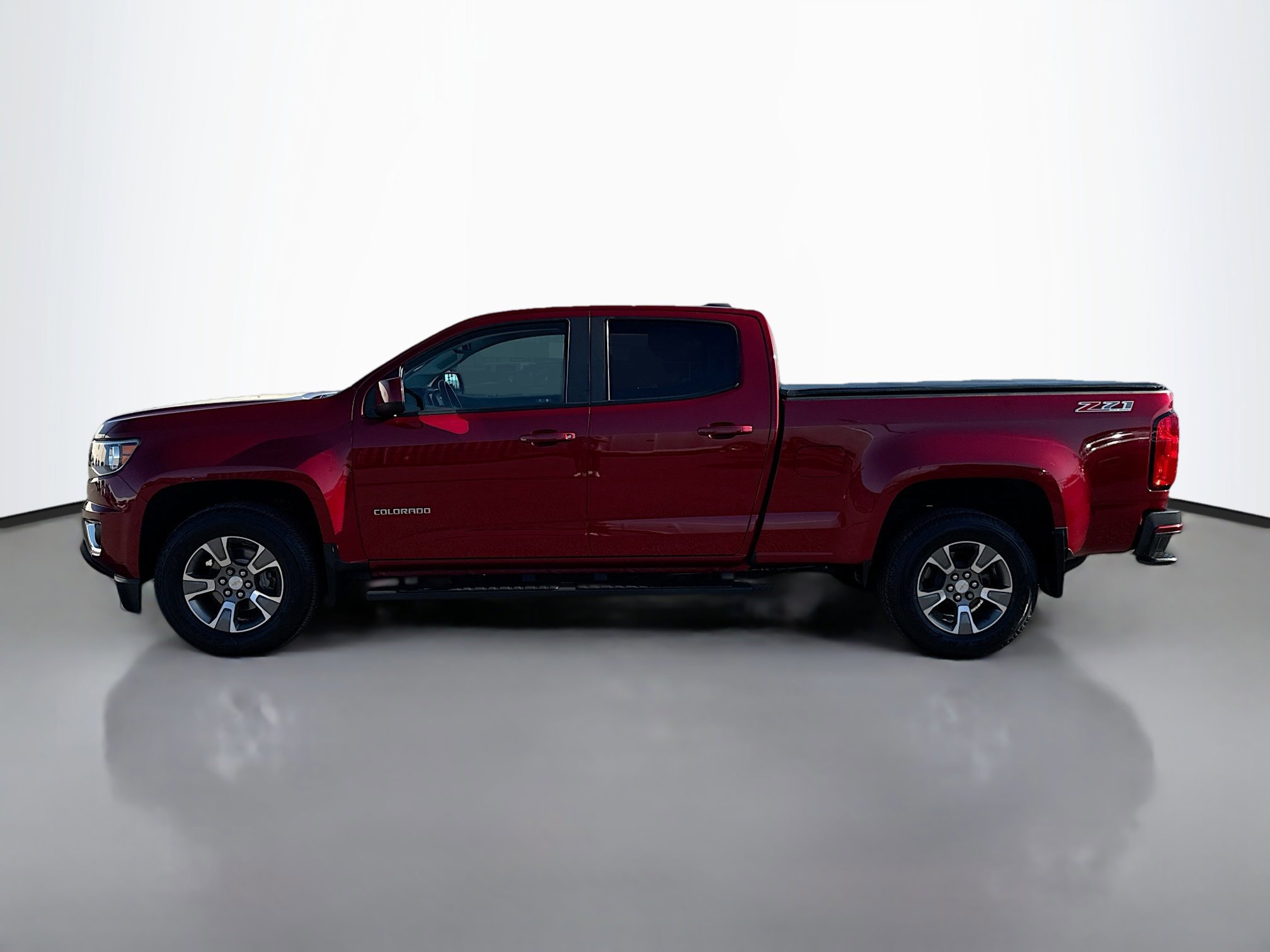 2020 Chevrolet Colorado Z71 photo 2