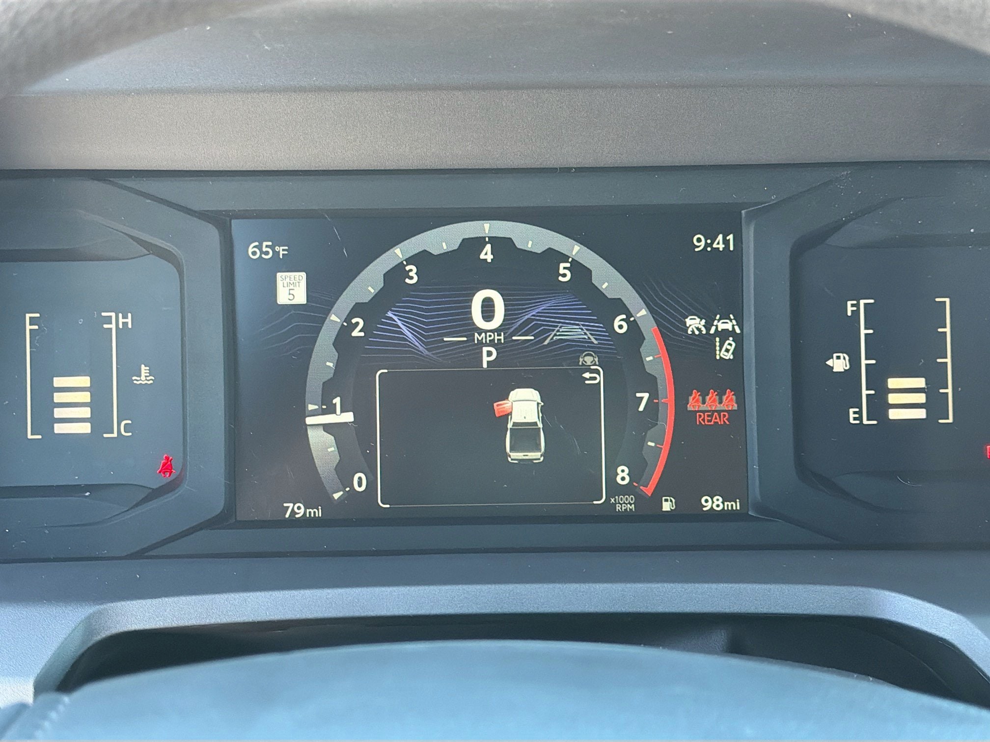 2026 Toyota Tacoma SR5 - Photo 32