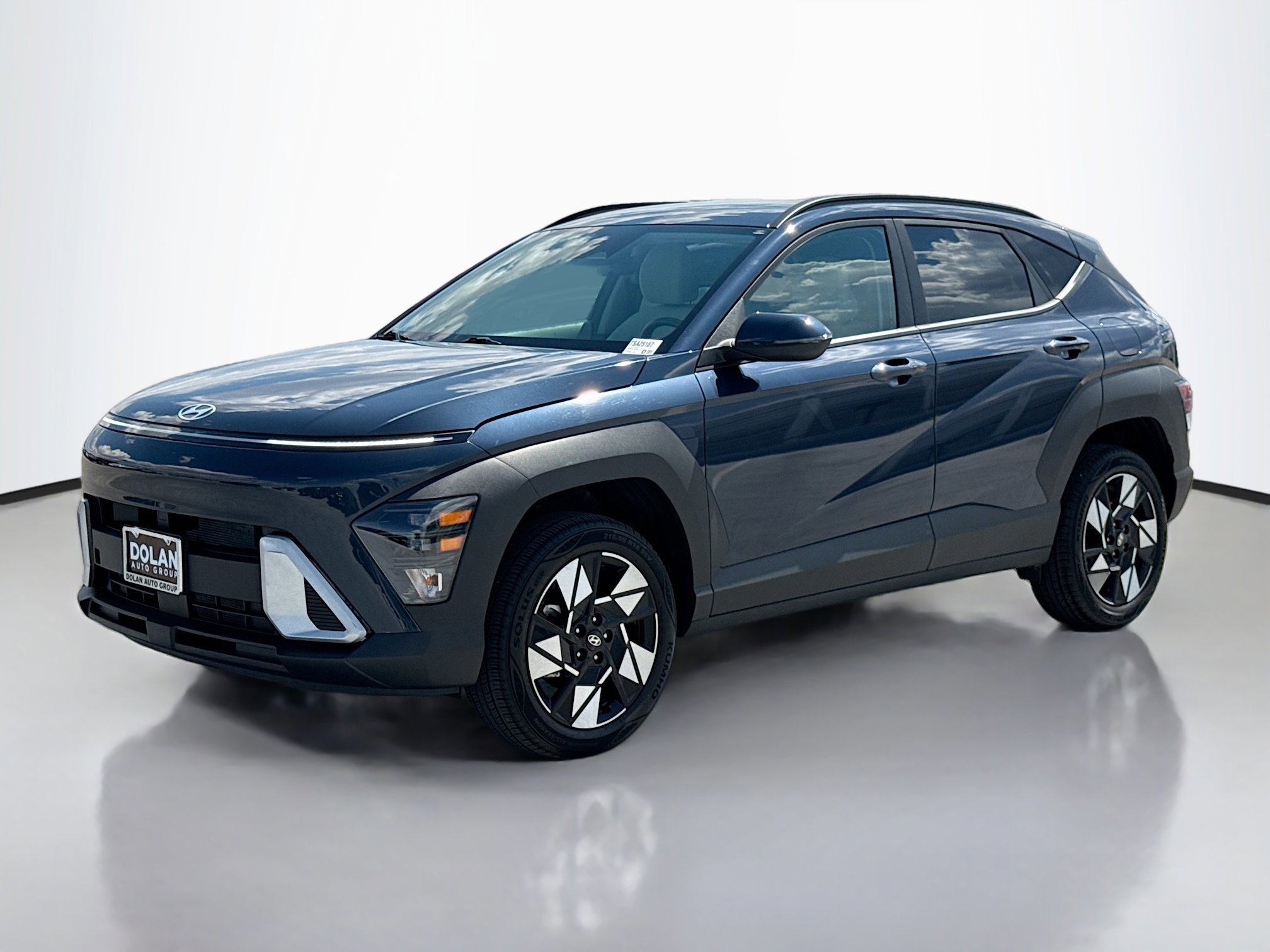 2025 Hyundai Kona SEL photo 4