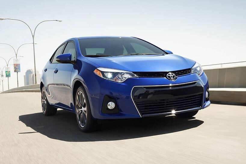 Compare 2015 Toyota Corolla vs Honda Civic - Dolan Toyota