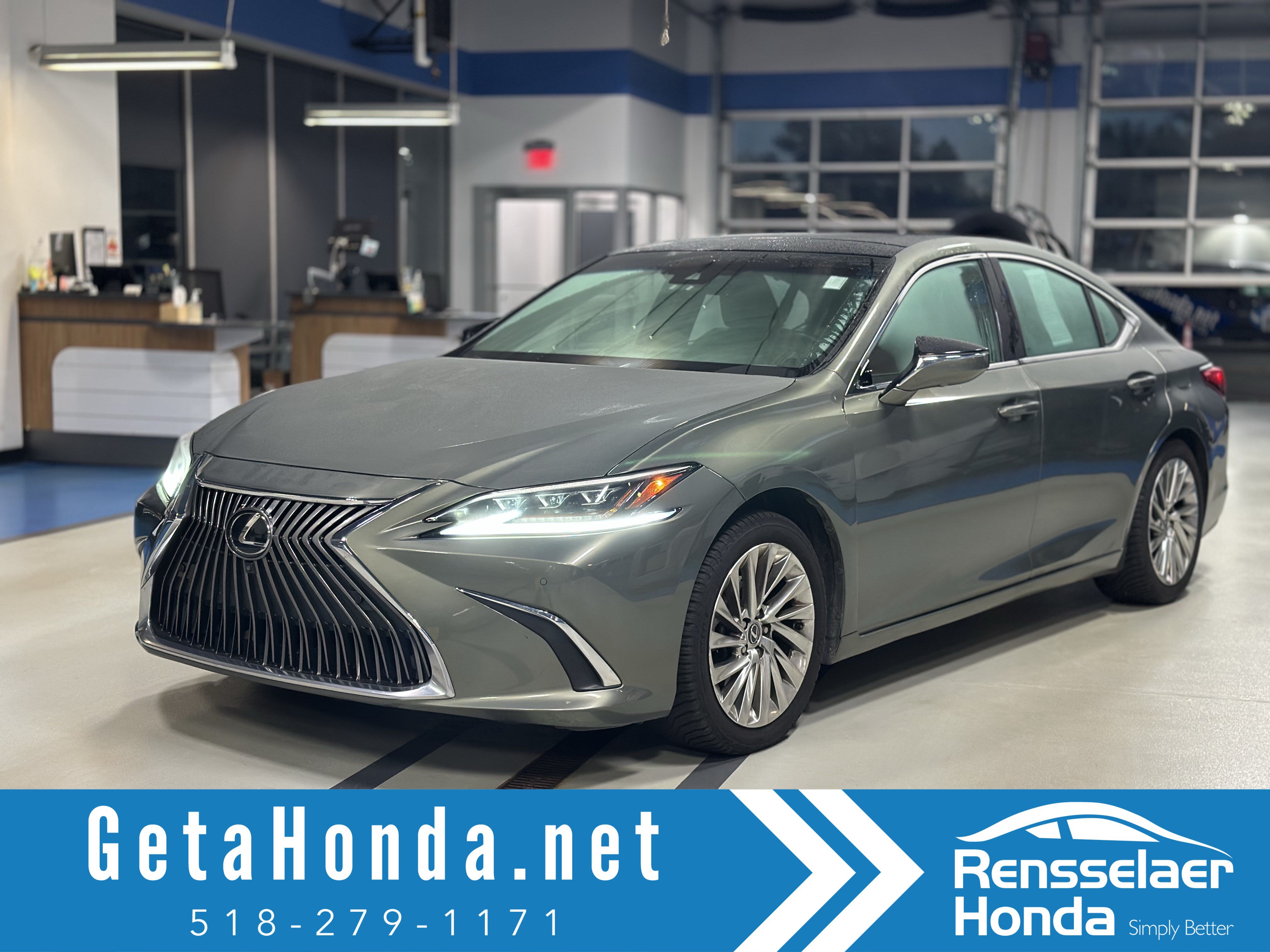 2019 Lexus ES
