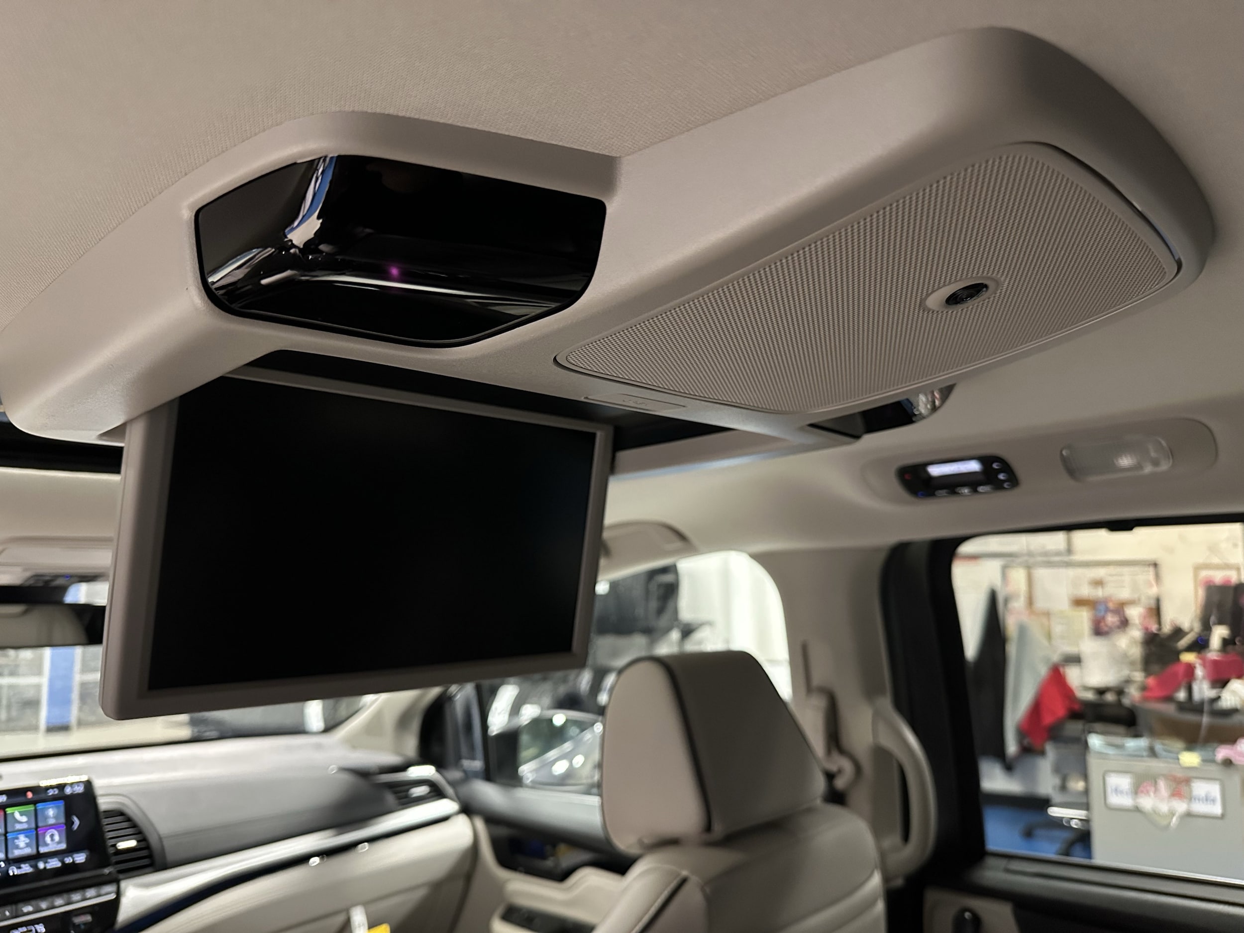 2026 Honda Odyssey Touring - Photo 25
