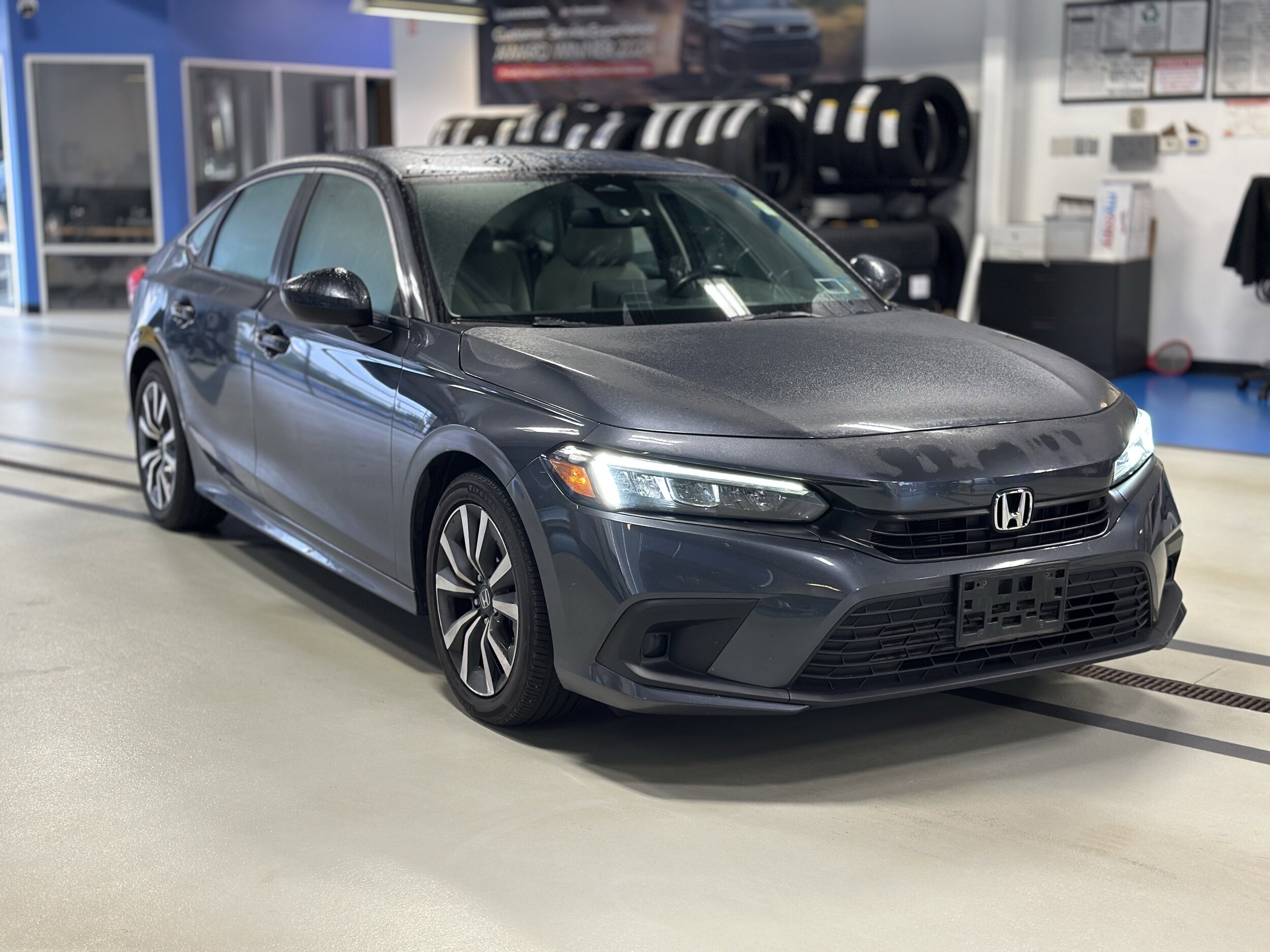 2022 Honda Civic EX photo 3