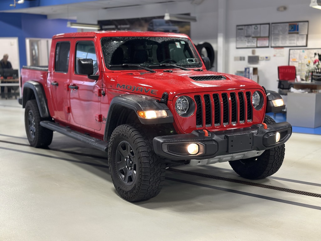 Used 2023 Jeep Gladiator Mojave Truck Crew Cab