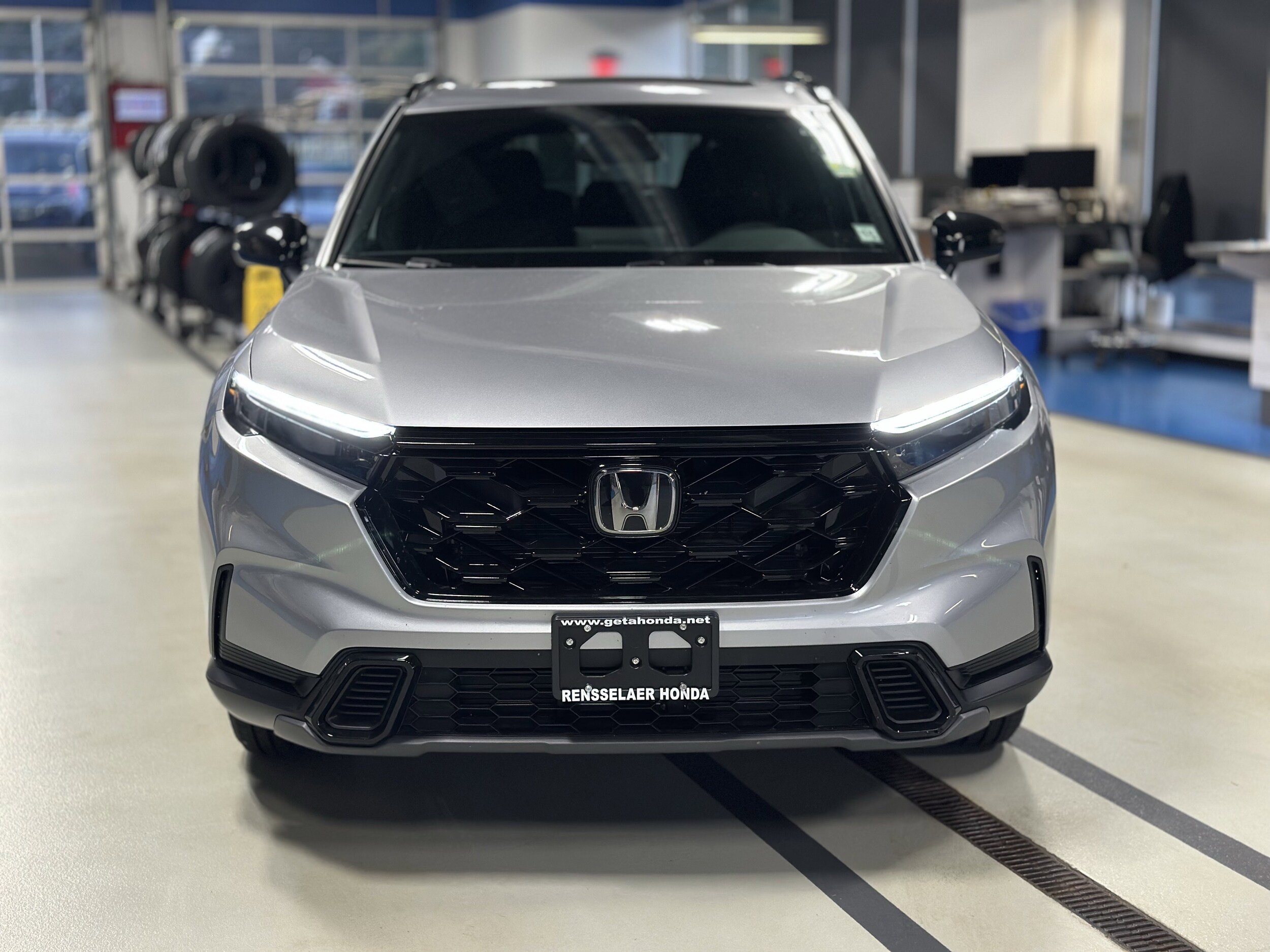 2026 Honda CR-V Hybrid Sport photo 2
