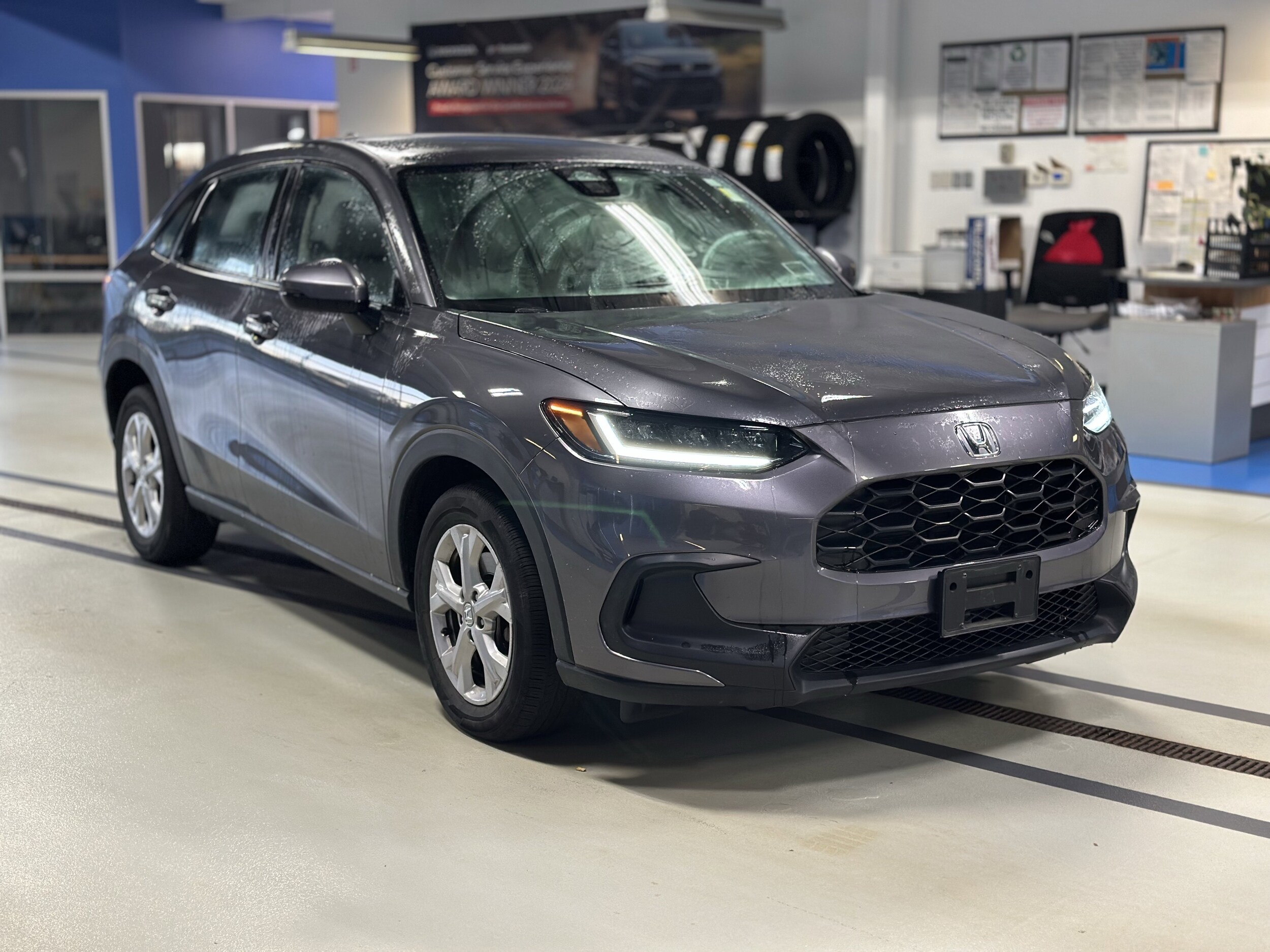 2023 Honda HR-V LX photo 3
