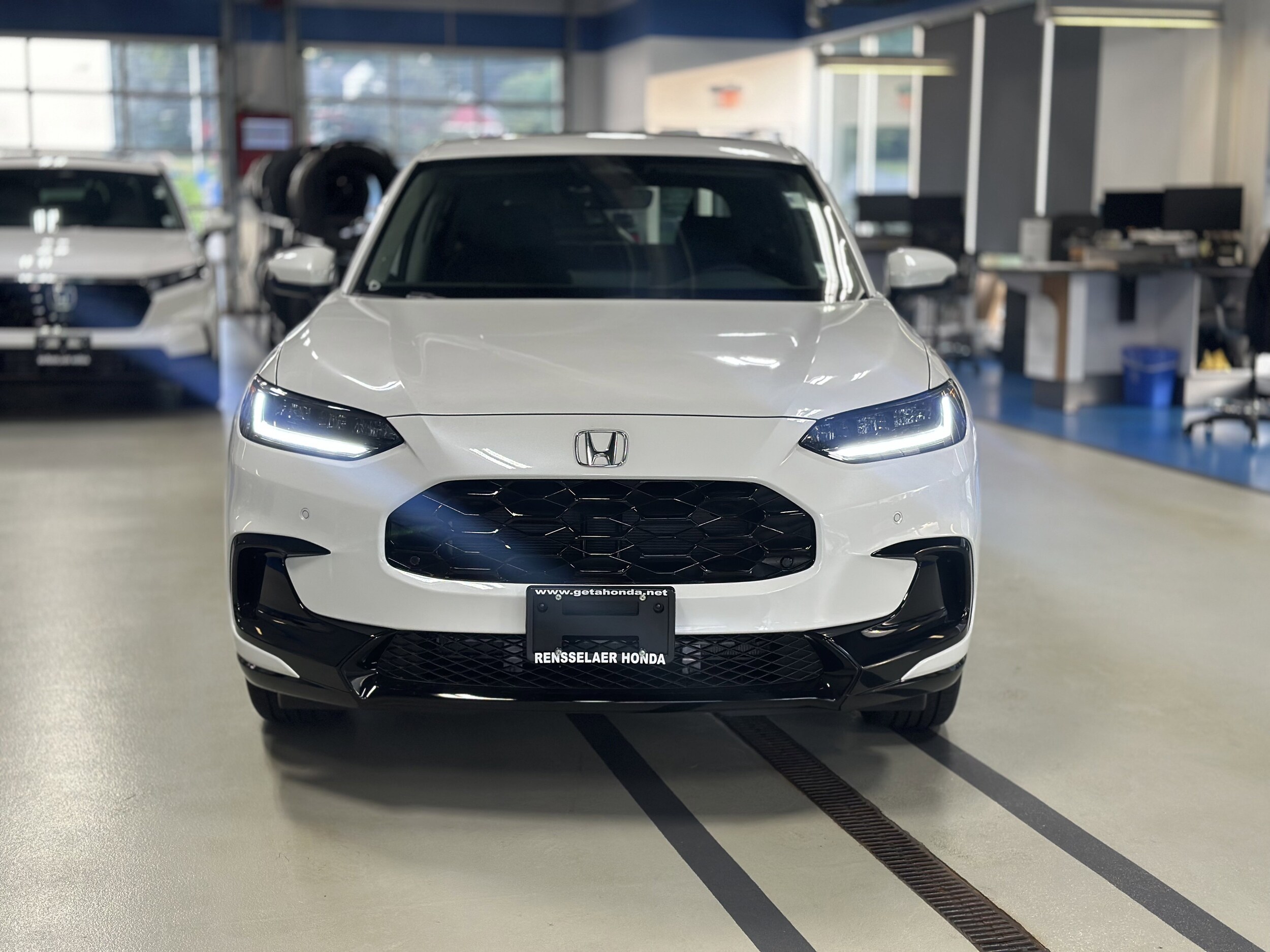 2026 Honda HR-V EX-L photo 2