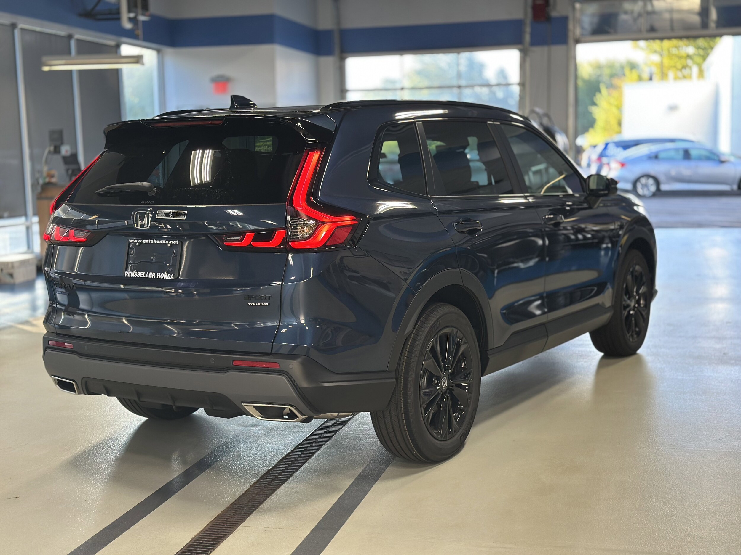 2026 Honda CR-V Hybrid Sport Touring photo 3