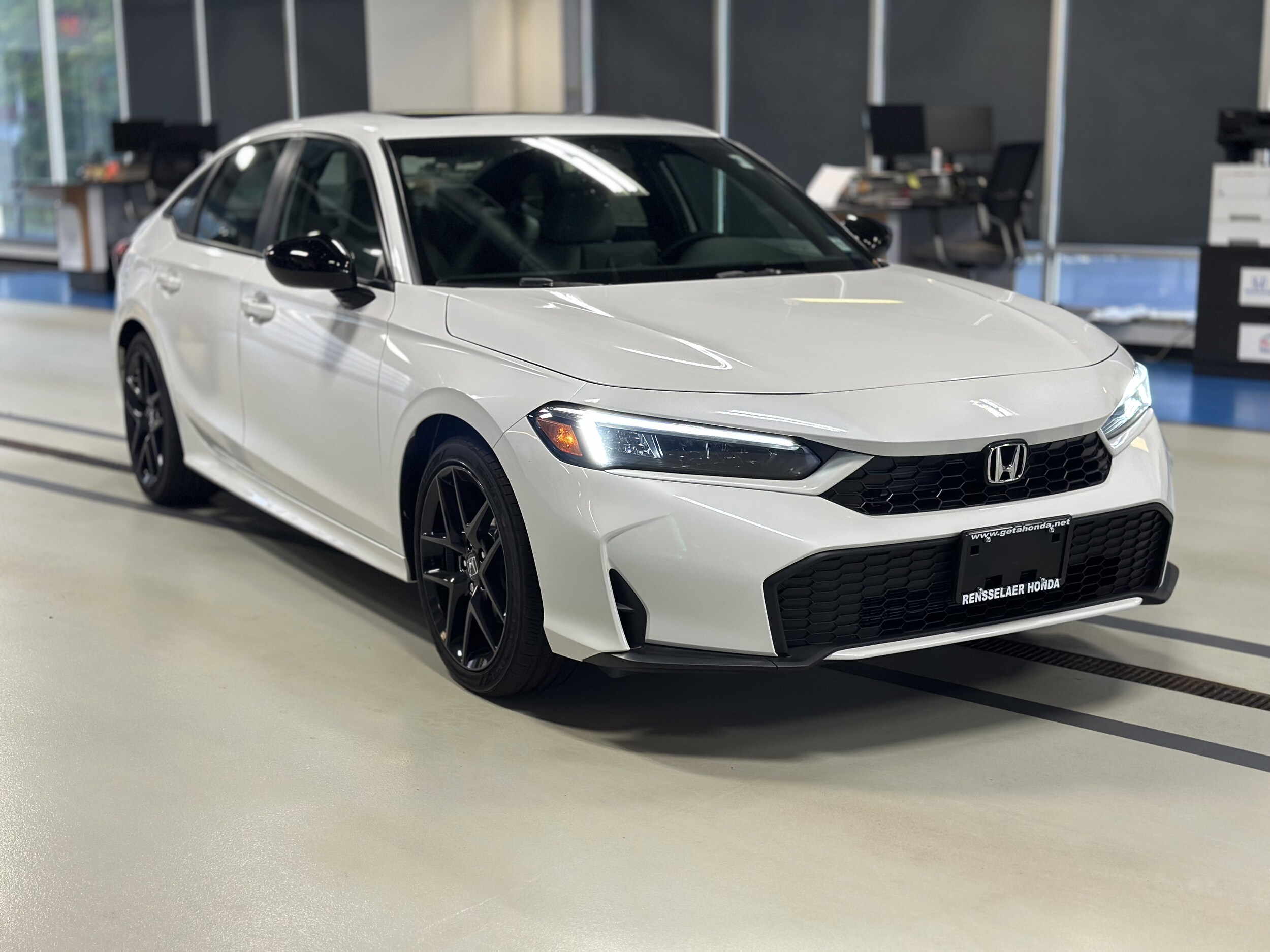 2026 Honda Civic Hybrid Sport photo 3