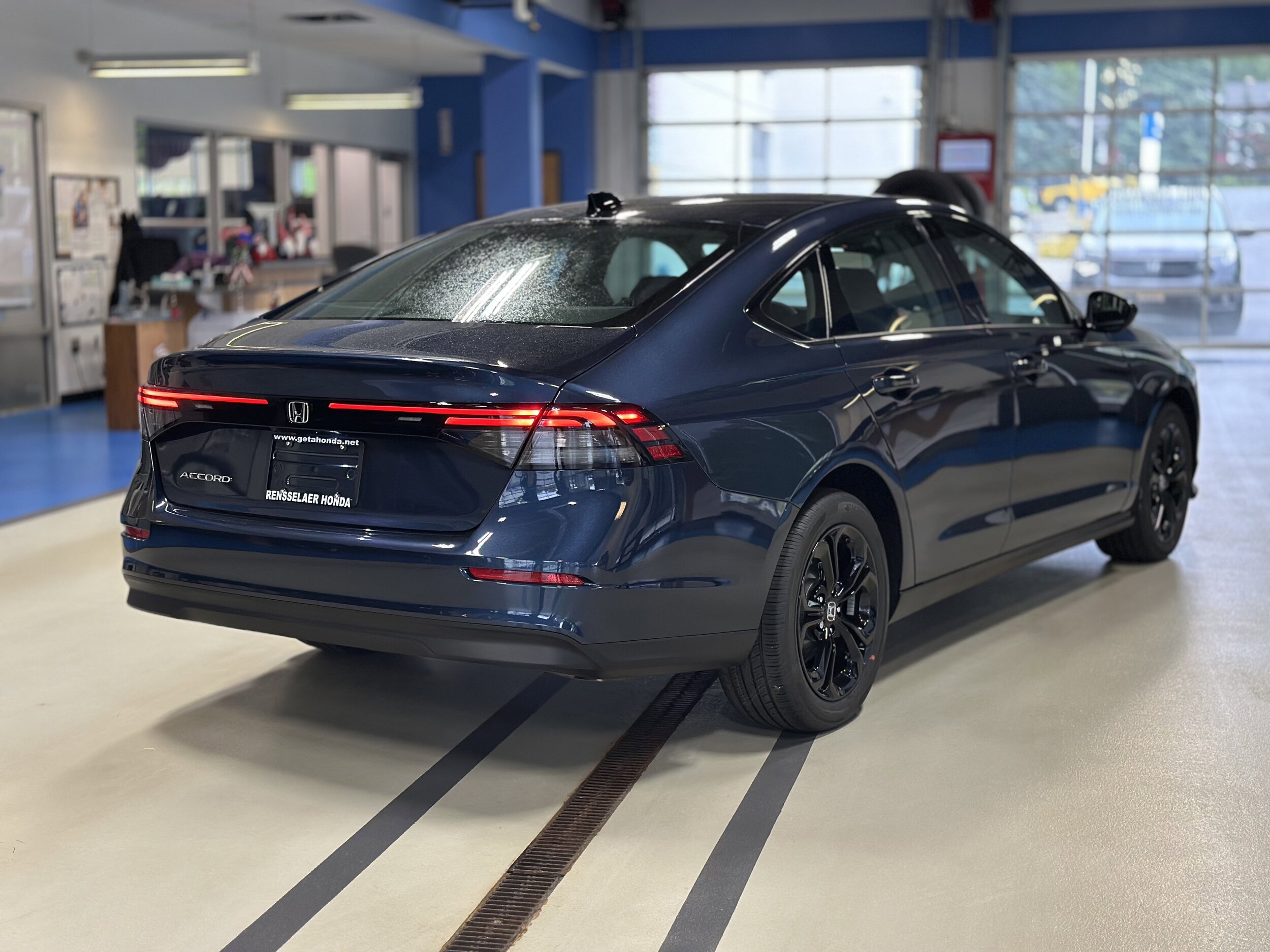 2025 Honda Accord SE photo 4