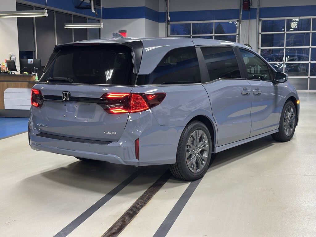 New 2026 Honda Odyssey Touring Van Passenger