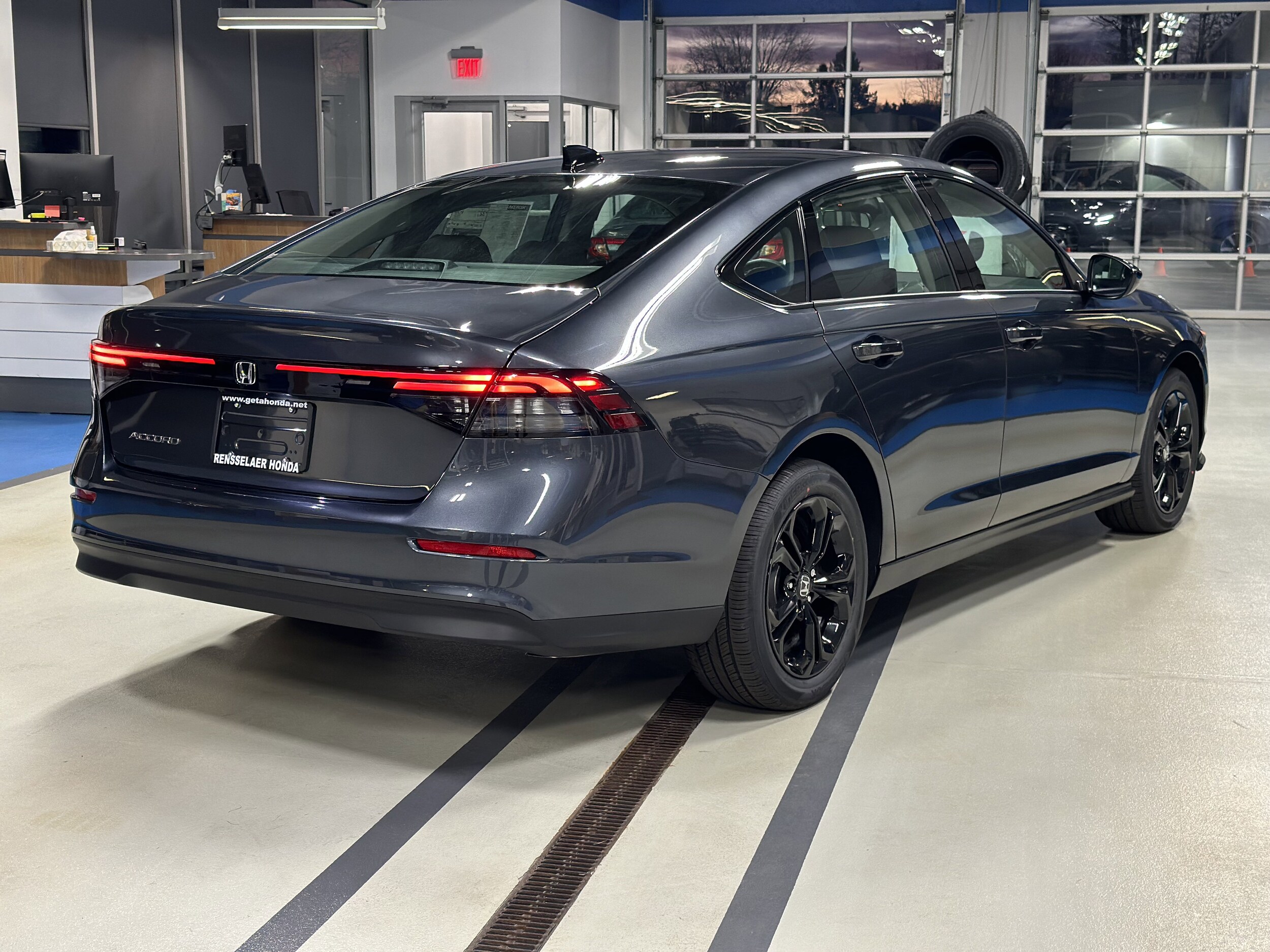 2025 Honda Accord SE photo 4