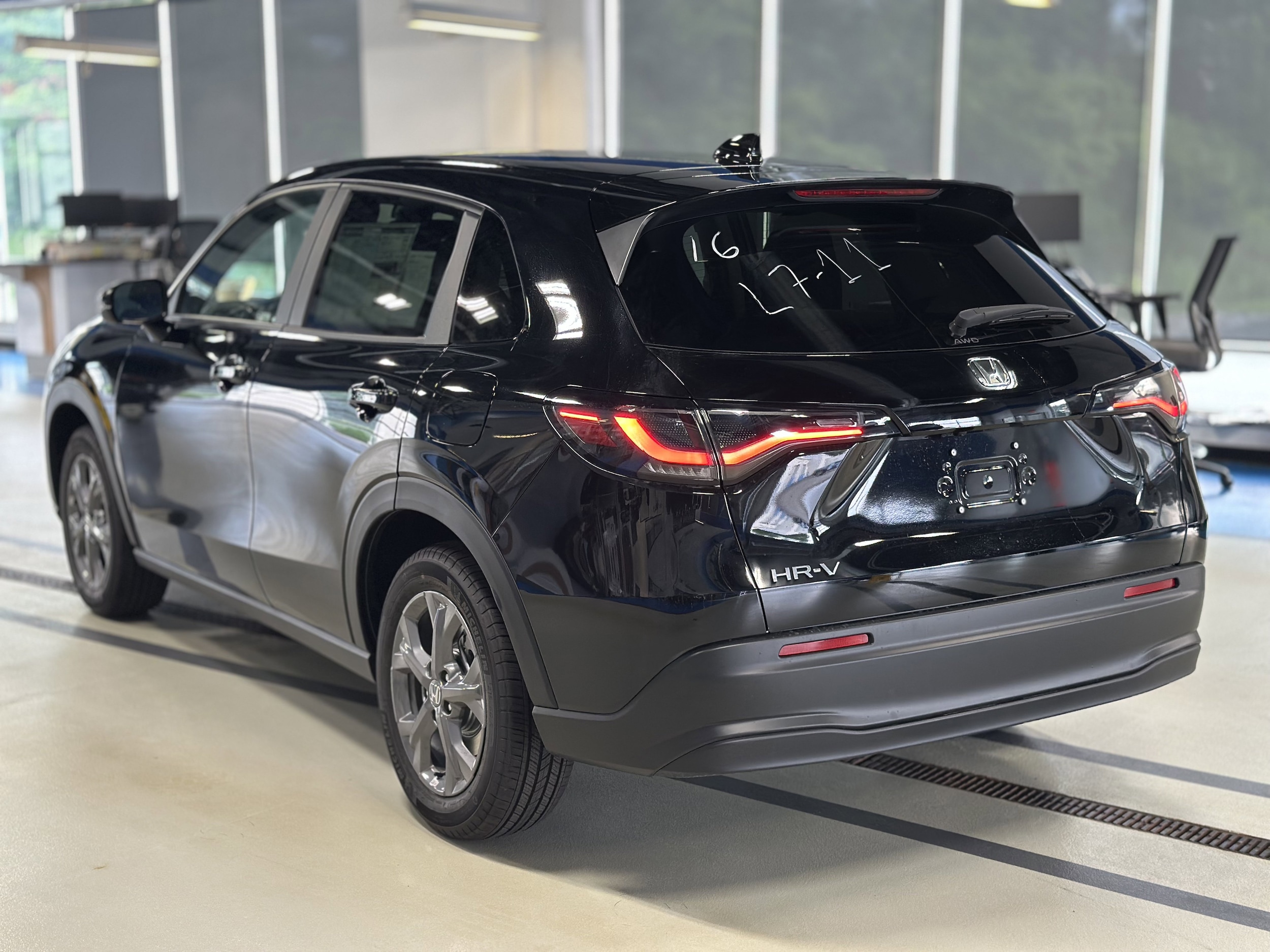 2026 Honda HR-V LX - Photo 7