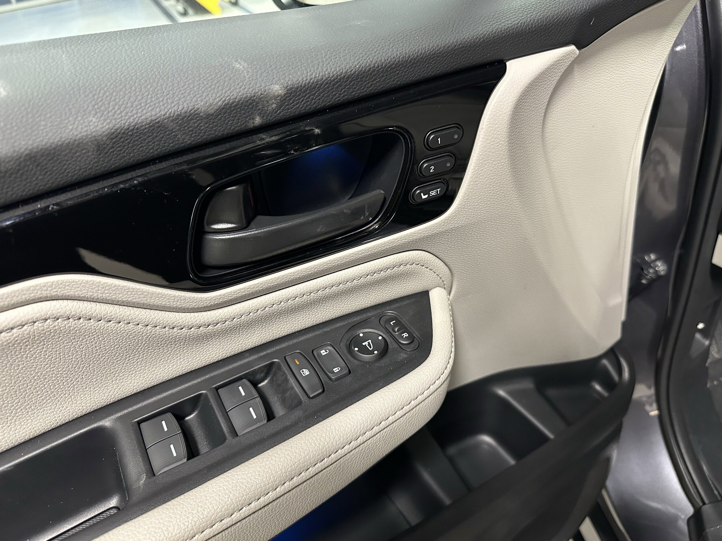 2026 Honda Odyssey Touring - Photo 18