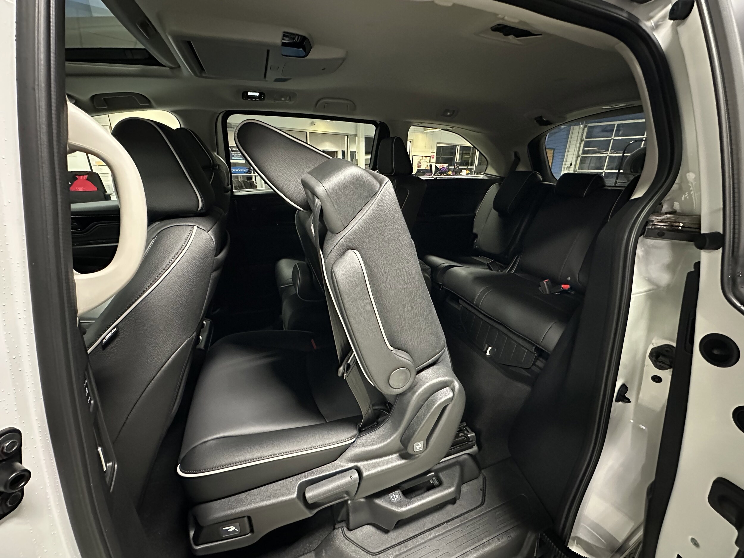 2026 Honda Odyssey Touring - Photo 20
