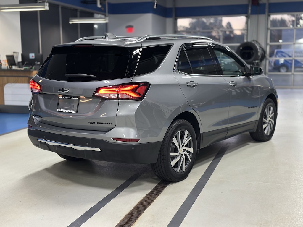 Used 2024 Chevrolet Equinox Premier SUV