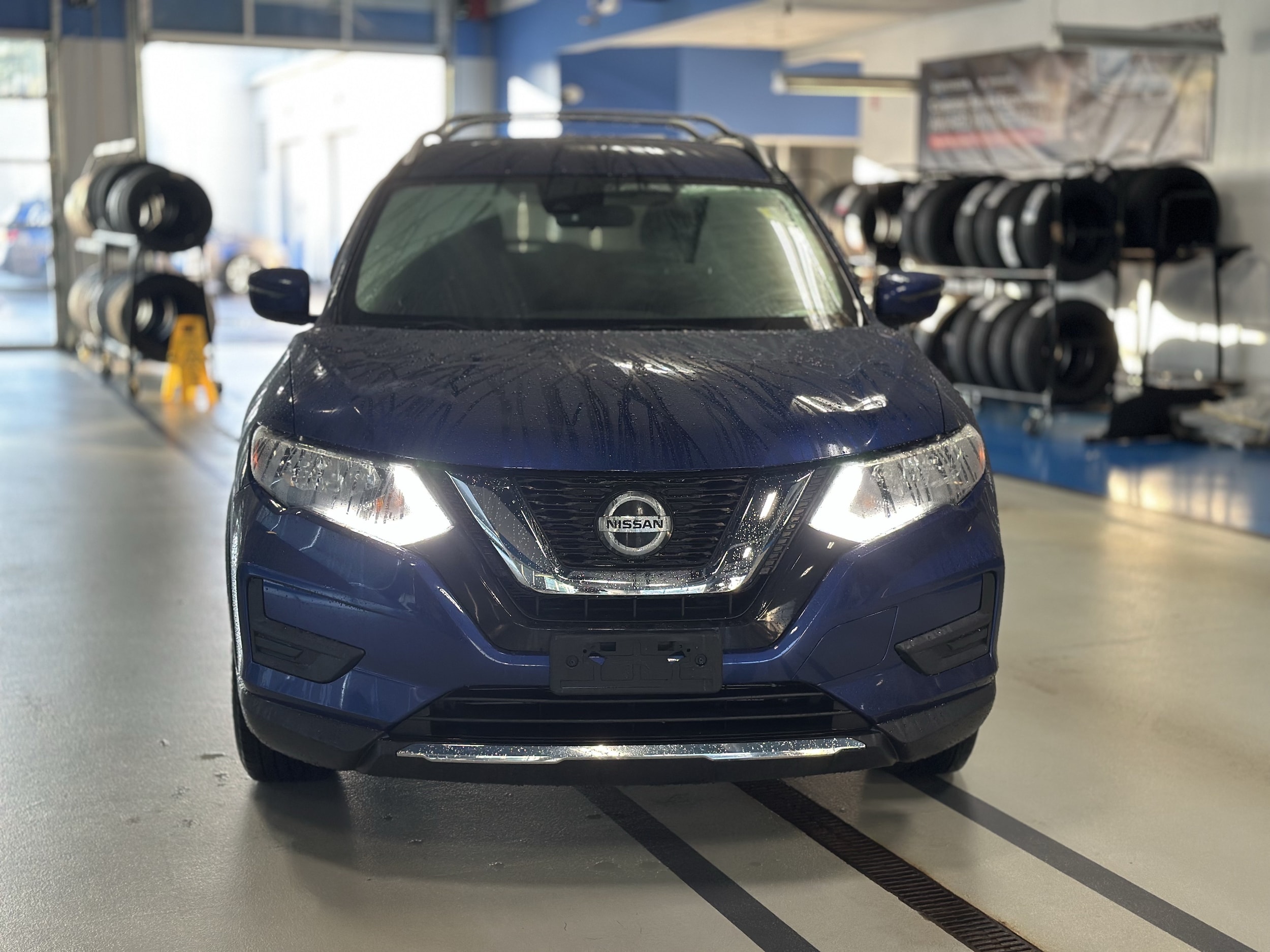 Used 2020 Nissan Rogue SV with VIN JN8AT2MV2LW119011 for sale in Troy, NY