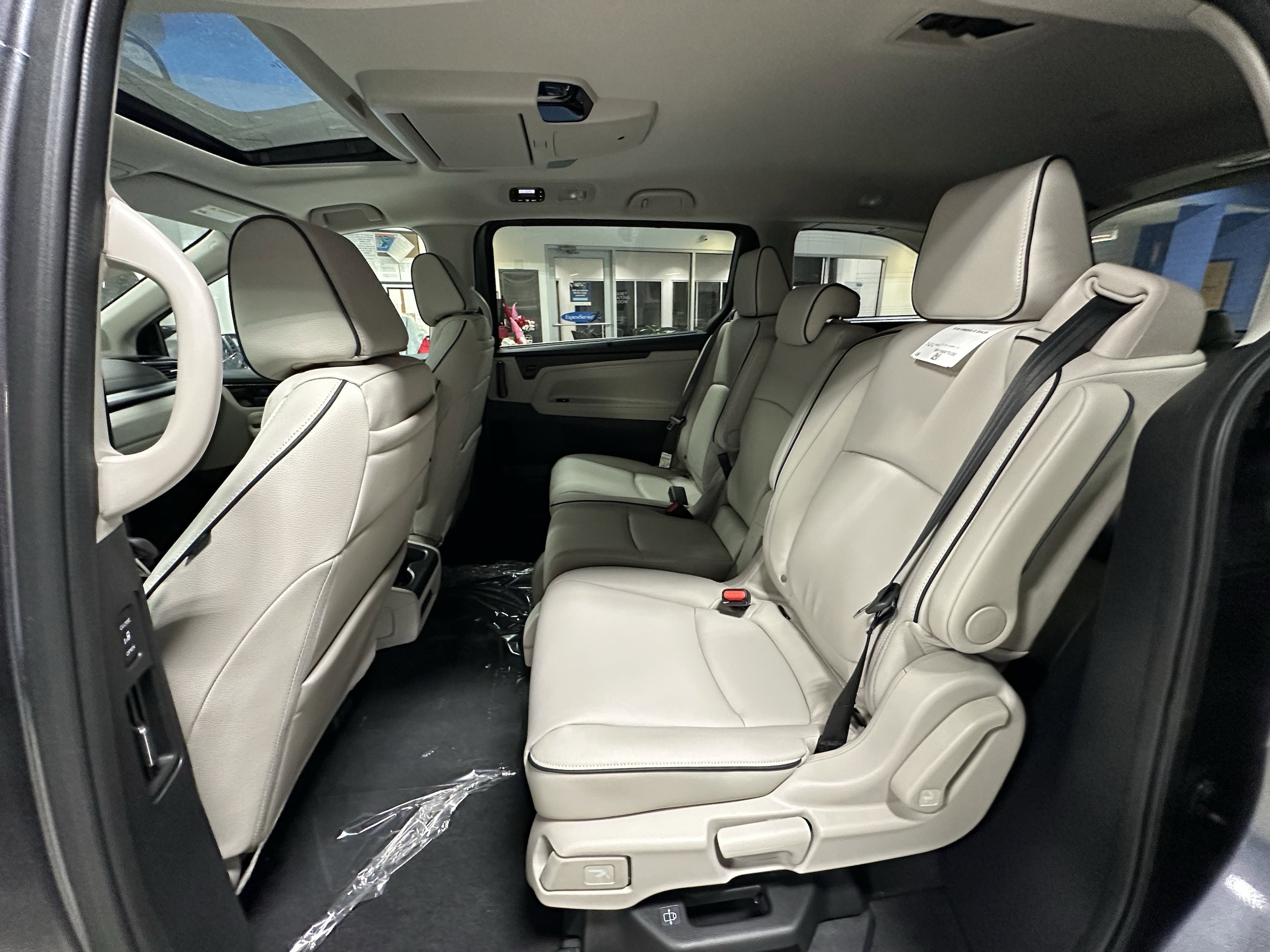 2026 Honda Odyssey Touring - Photo 20