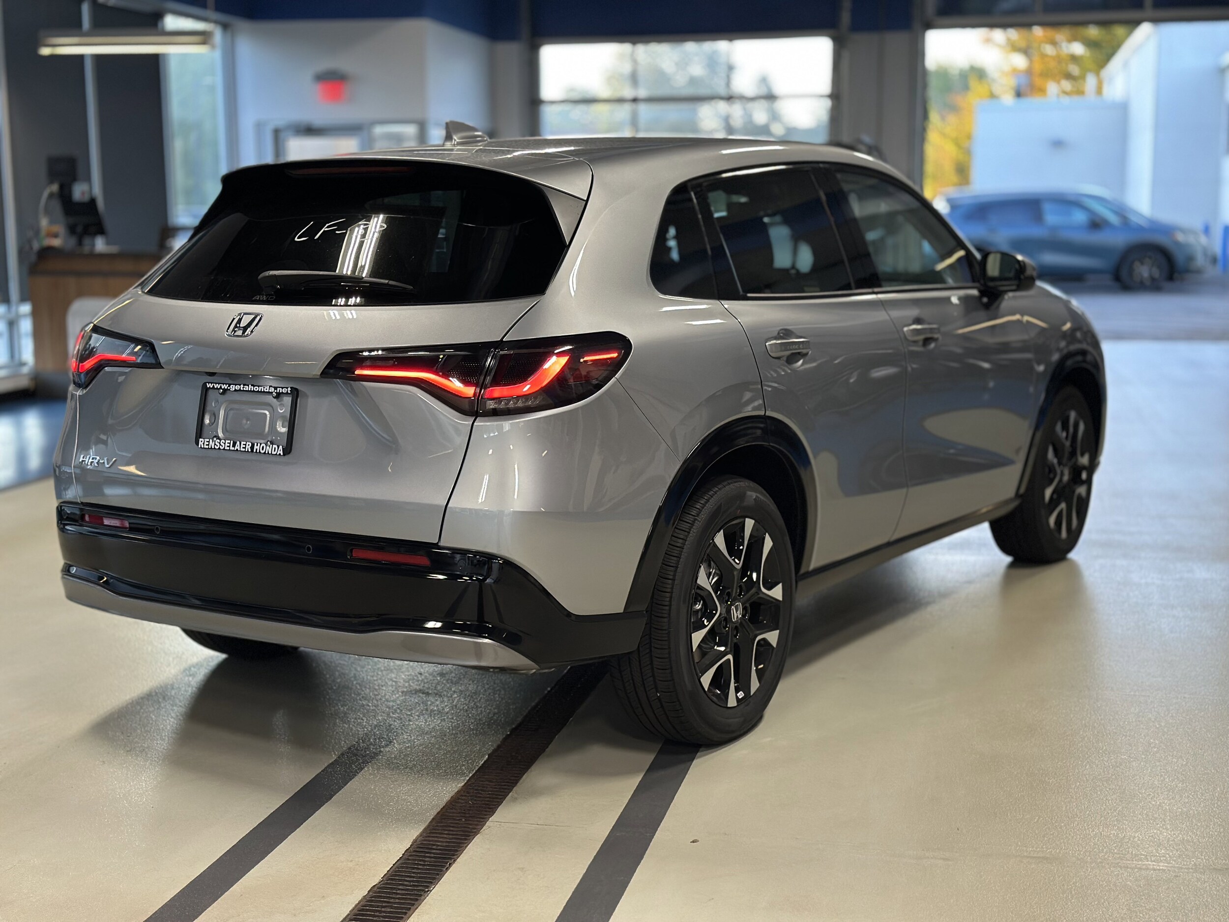 2026 Honda HR-V EX-L photo 4