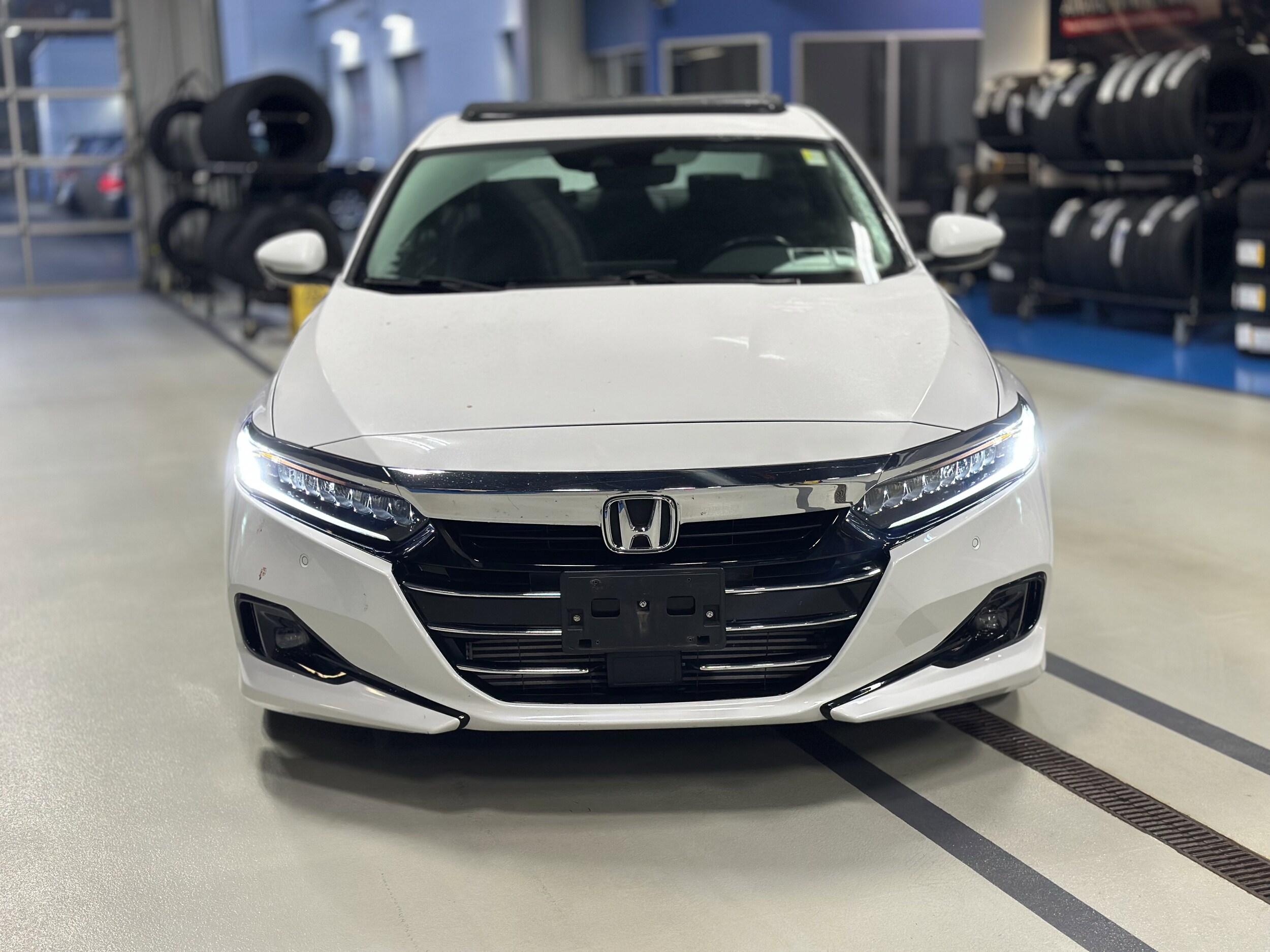 2021 Honda Accord EX-L 1.5T photo 2