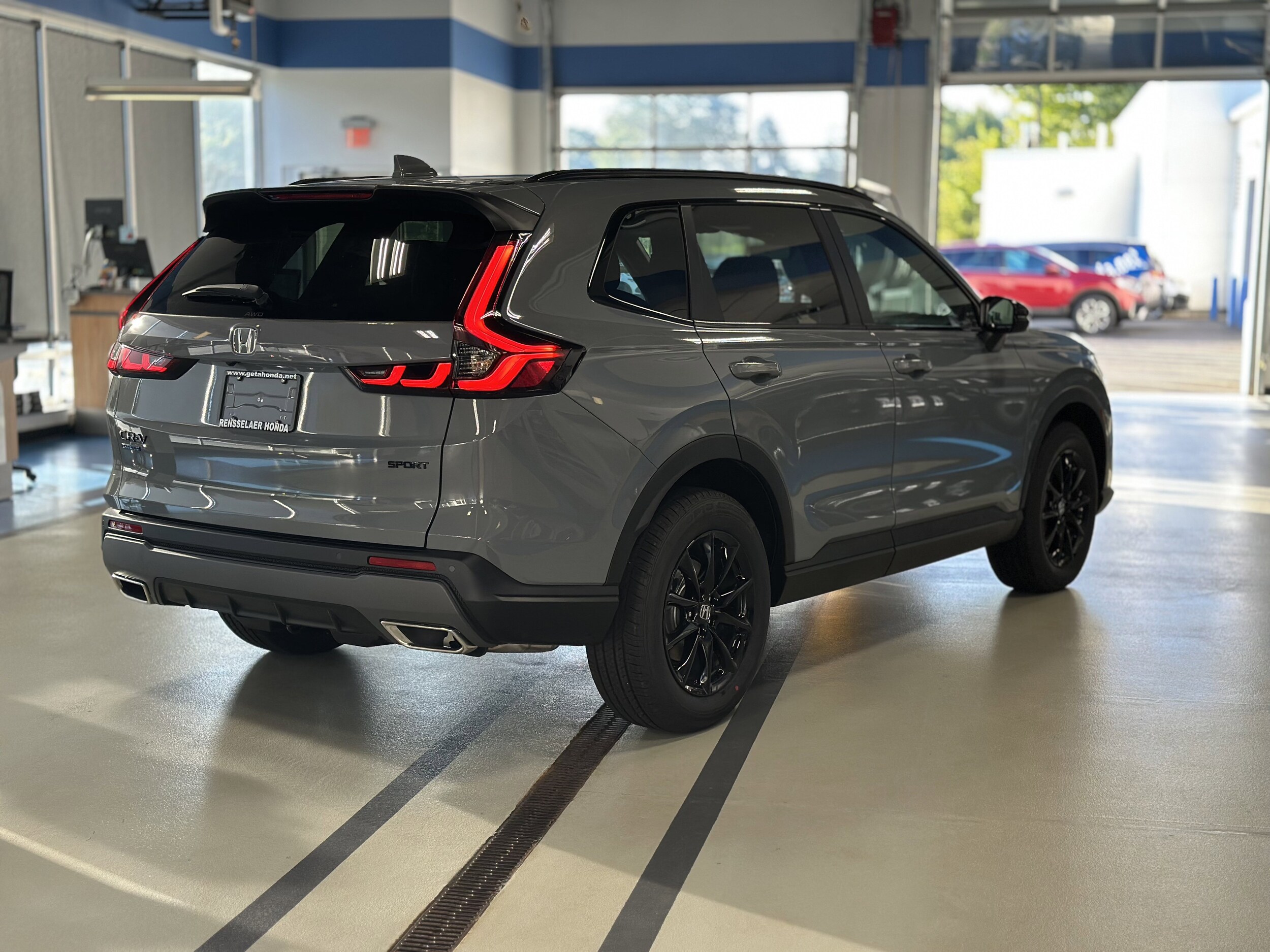 2026 Honda CR-V Hybrid Sport-L photo 4