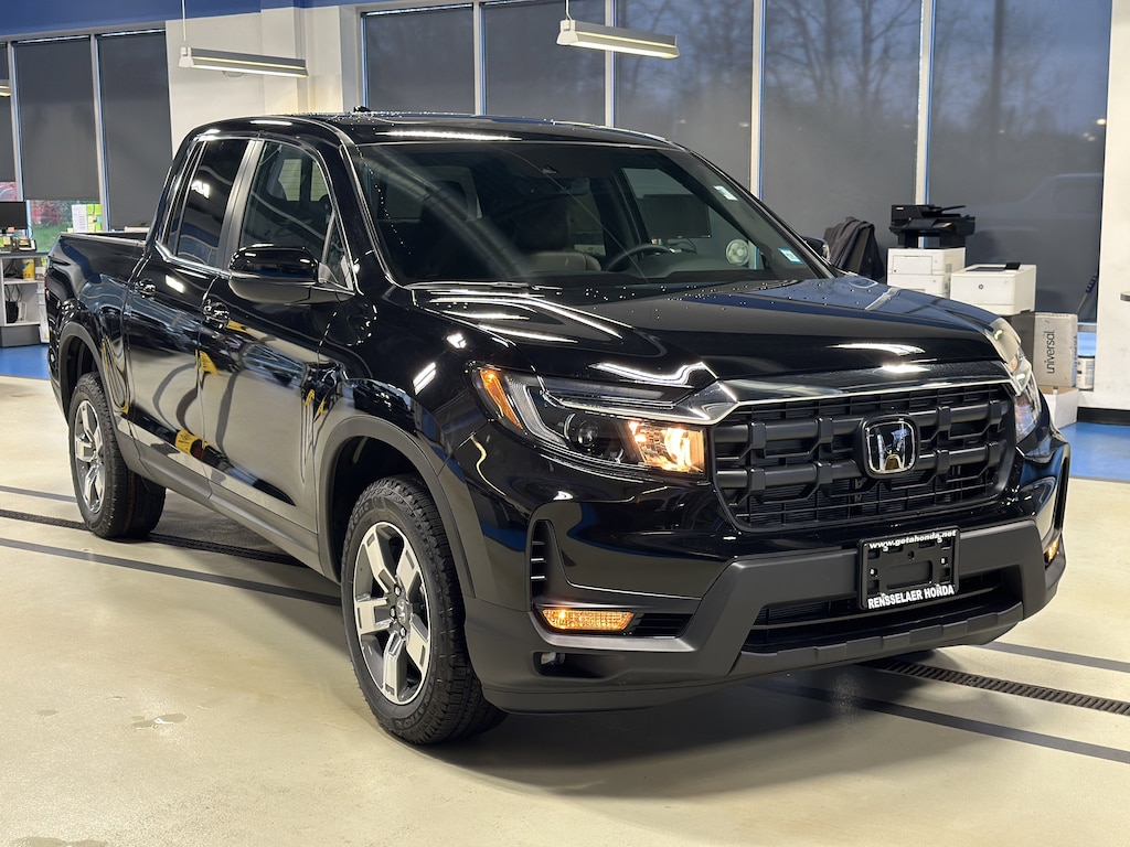 New 2026 Honda Ridgeline RTL Truck Crew Cab