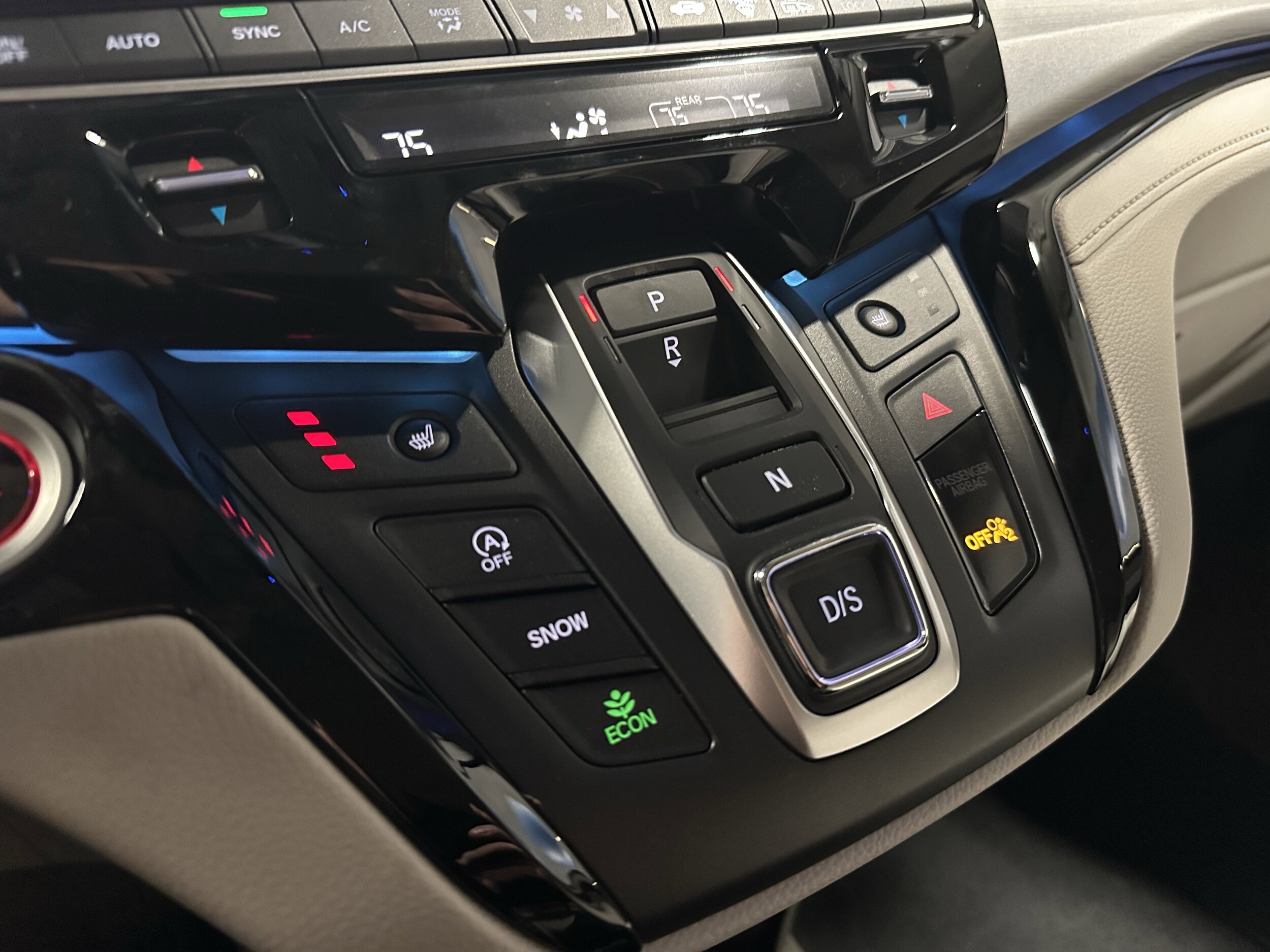 2026 Honda Odyssey Touring - Photo 14