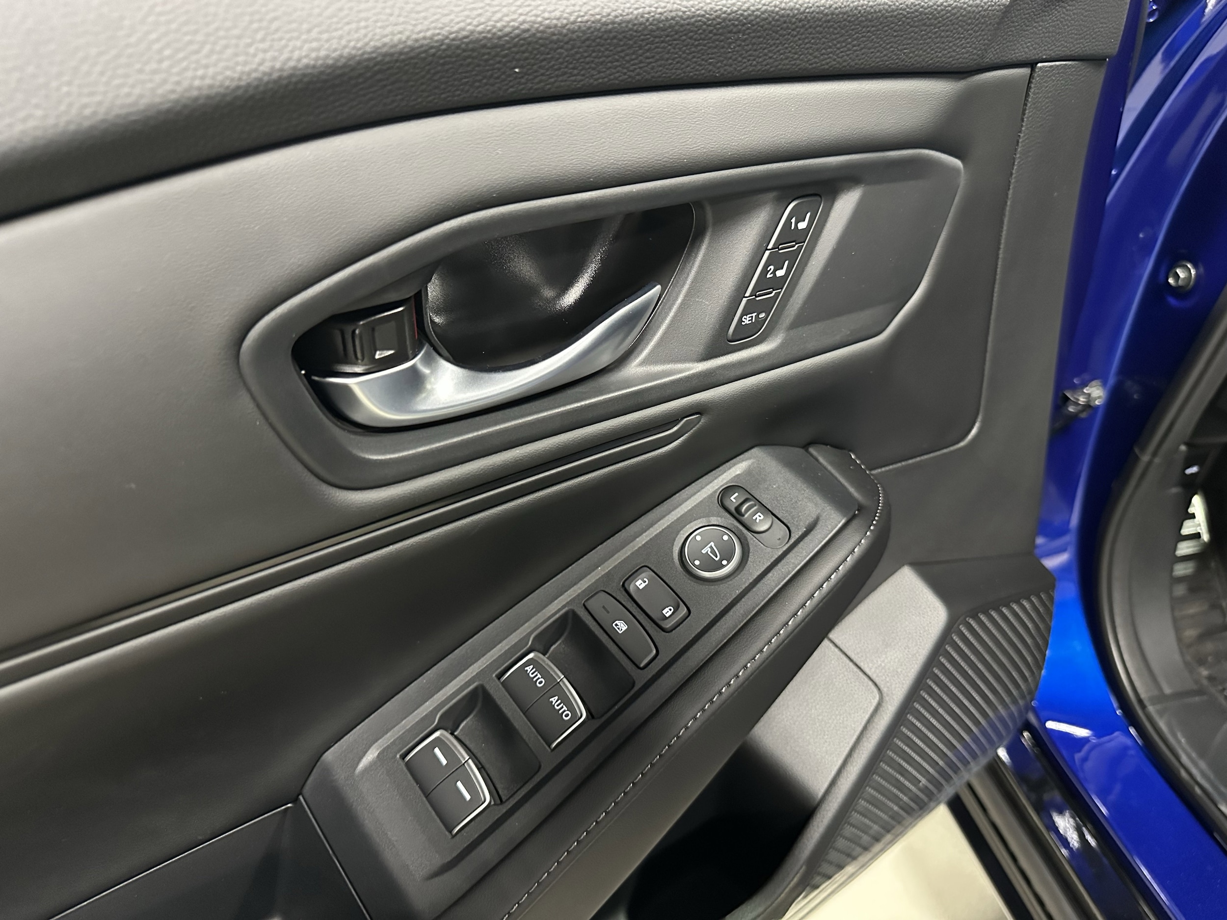 2025 Honda Accord Hybrid Sport-L - Photo 15