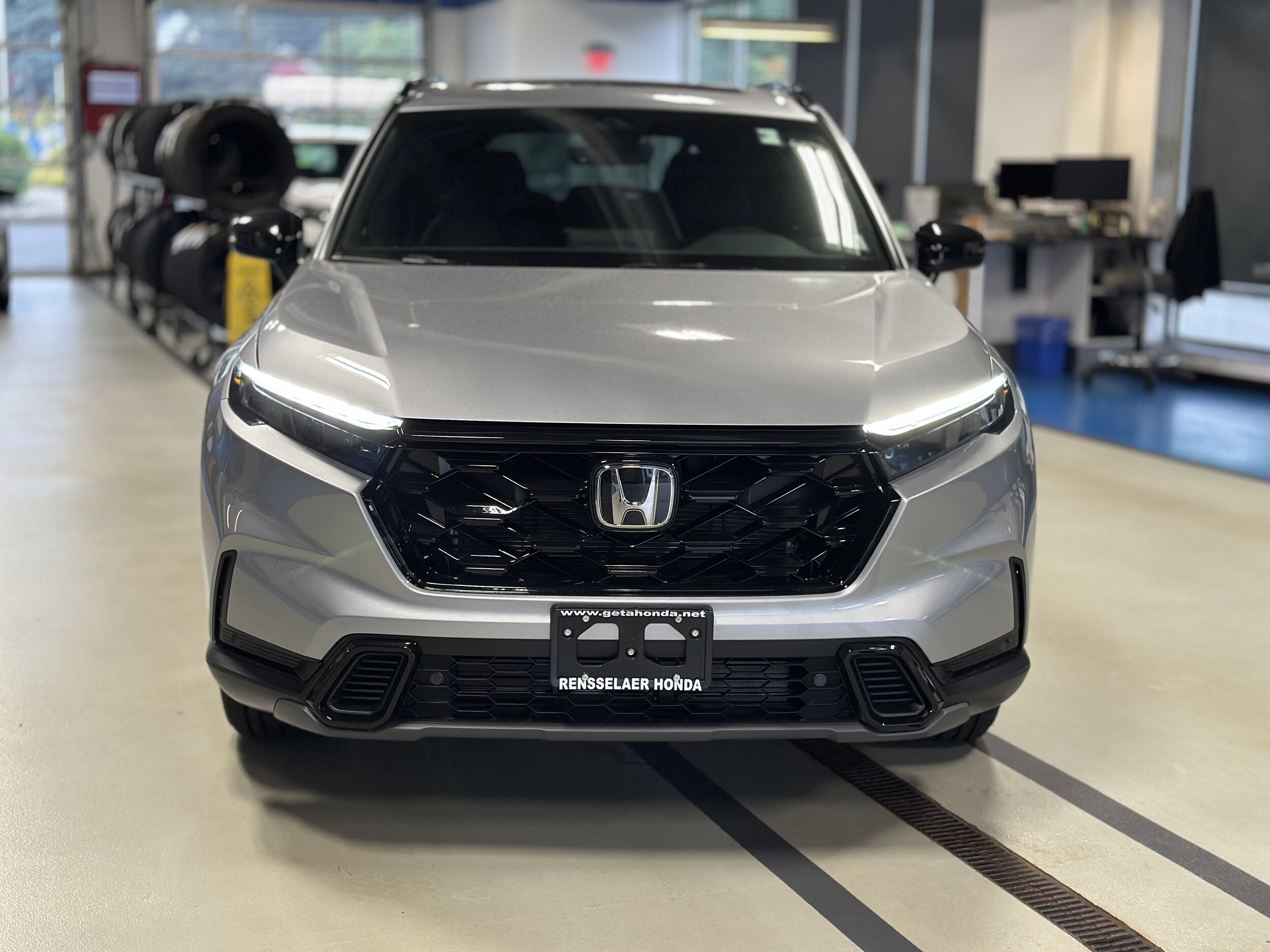 2026 Honda CR-V Hybrid Sport-L photo 2