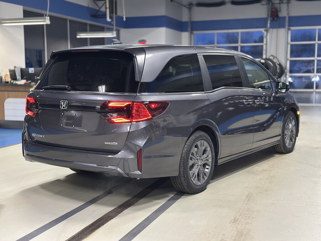 New 2026 Honda Odyssey Touring Van Passenger