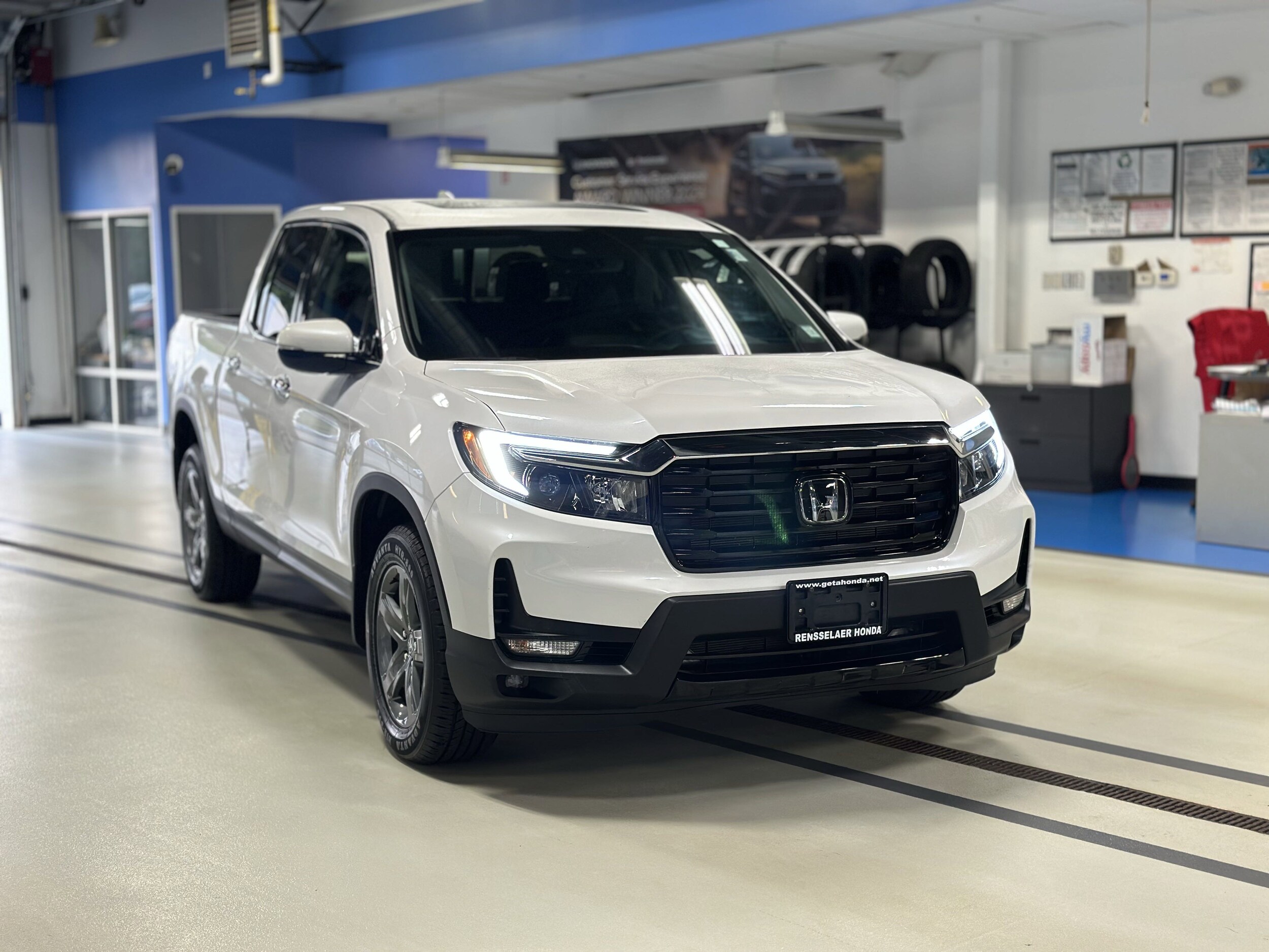 2022 Honda Ridgeline RTL-E photo 3