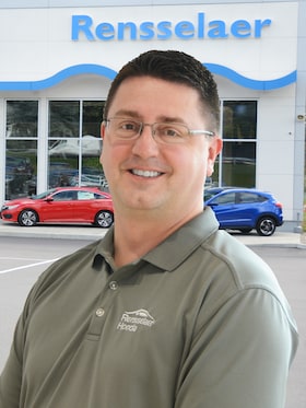 Staff member Frank Grygiel from ID_c7fe2efc9c24